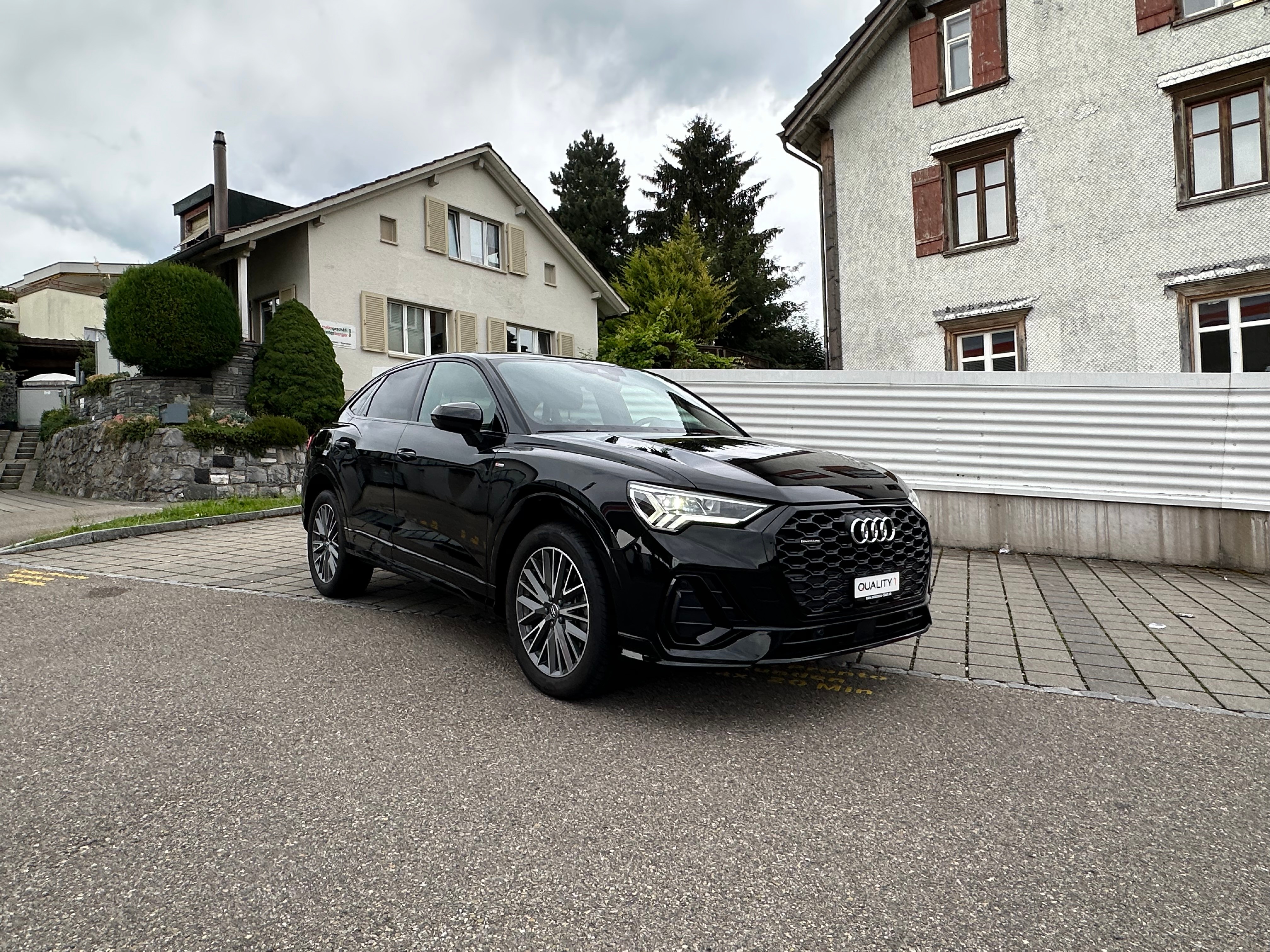 AUDI Q3 Sportback 40 TDI S line quattro