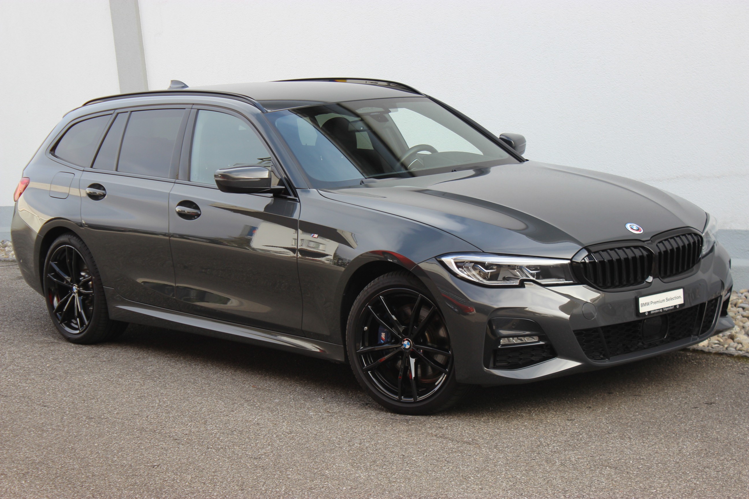 BMW 330e xDrive Touring M Sport