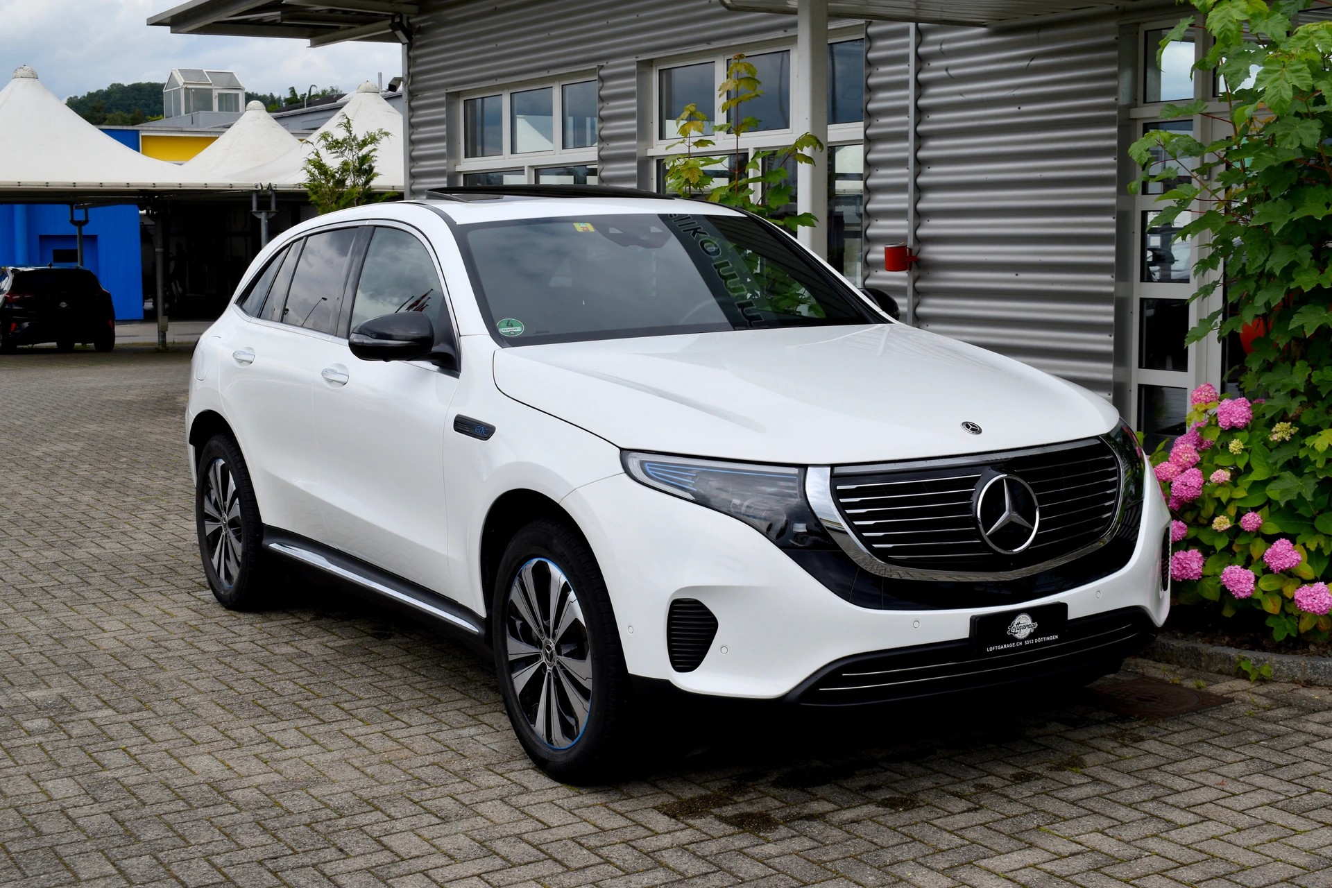 MERCEDES-BENZ EQC 400 4Matic (CH Auto) AHK 1.8T NP:96.800.-