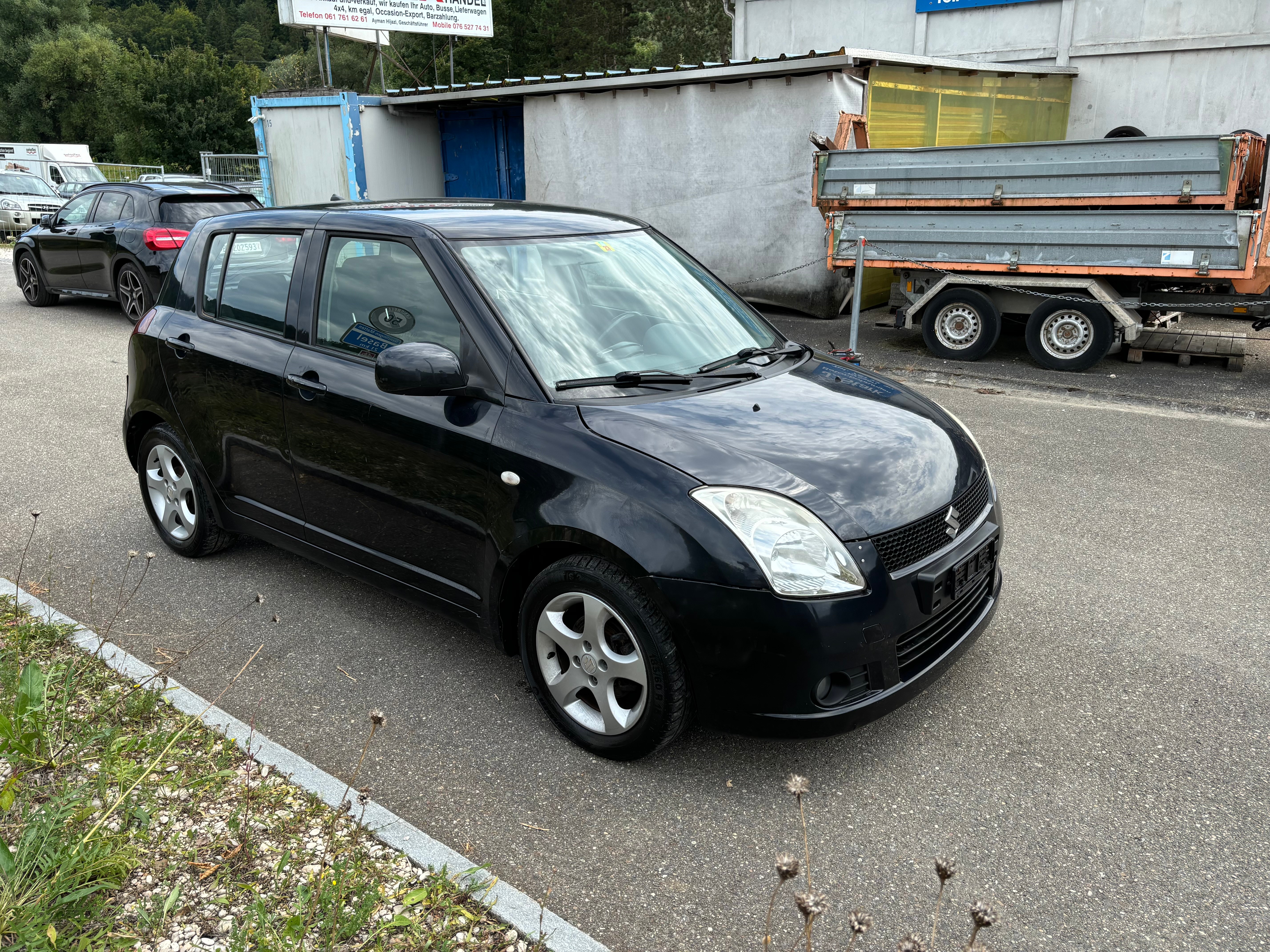 SUZUKI Swift 1.3i 16V GL Top