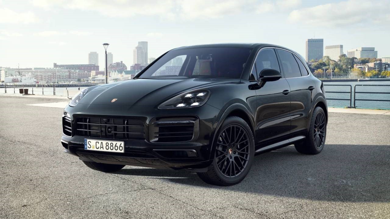 PORSCHE CAYENNE GTS