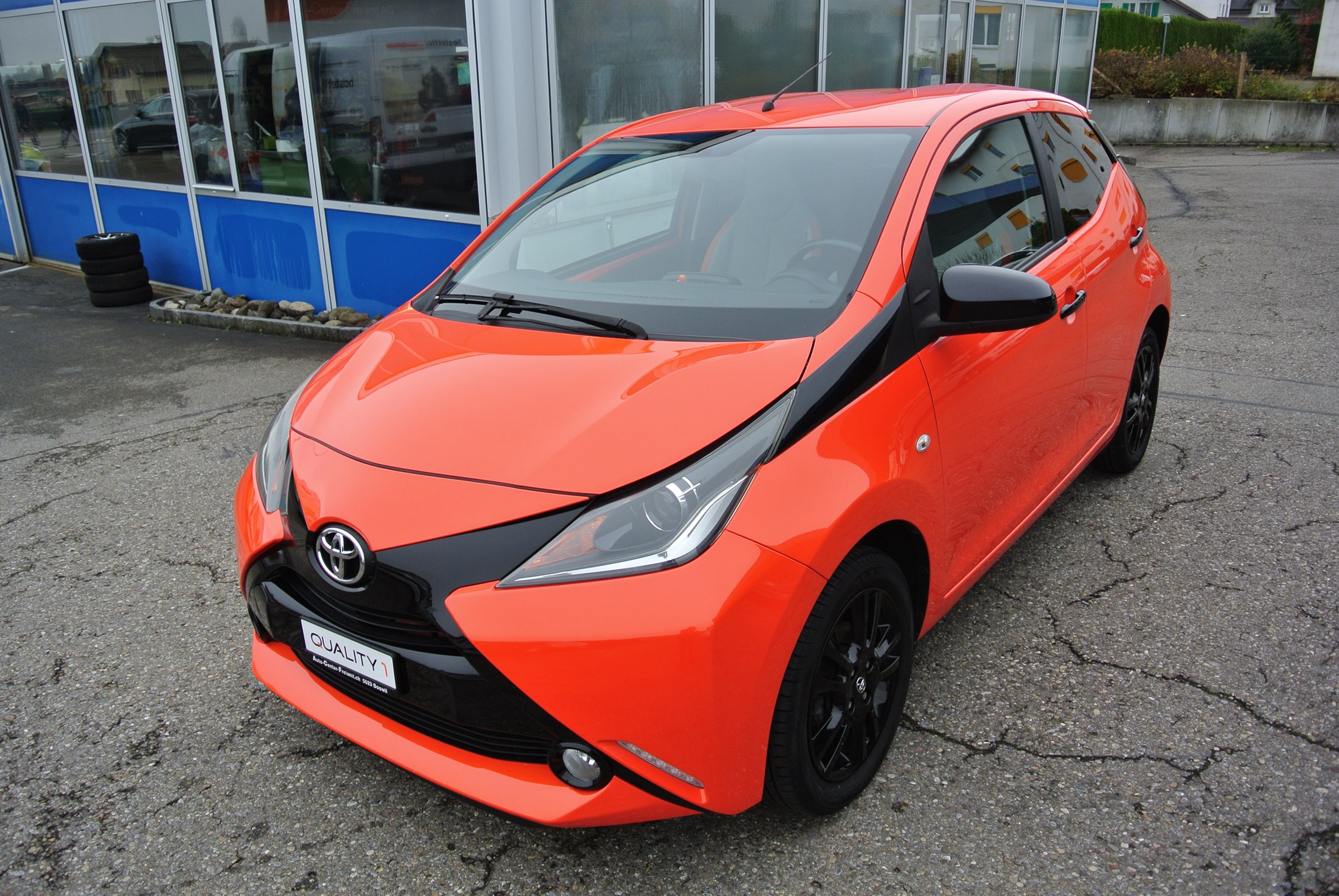 TOYOTA Aygo 1.0 VVT-i x-cite