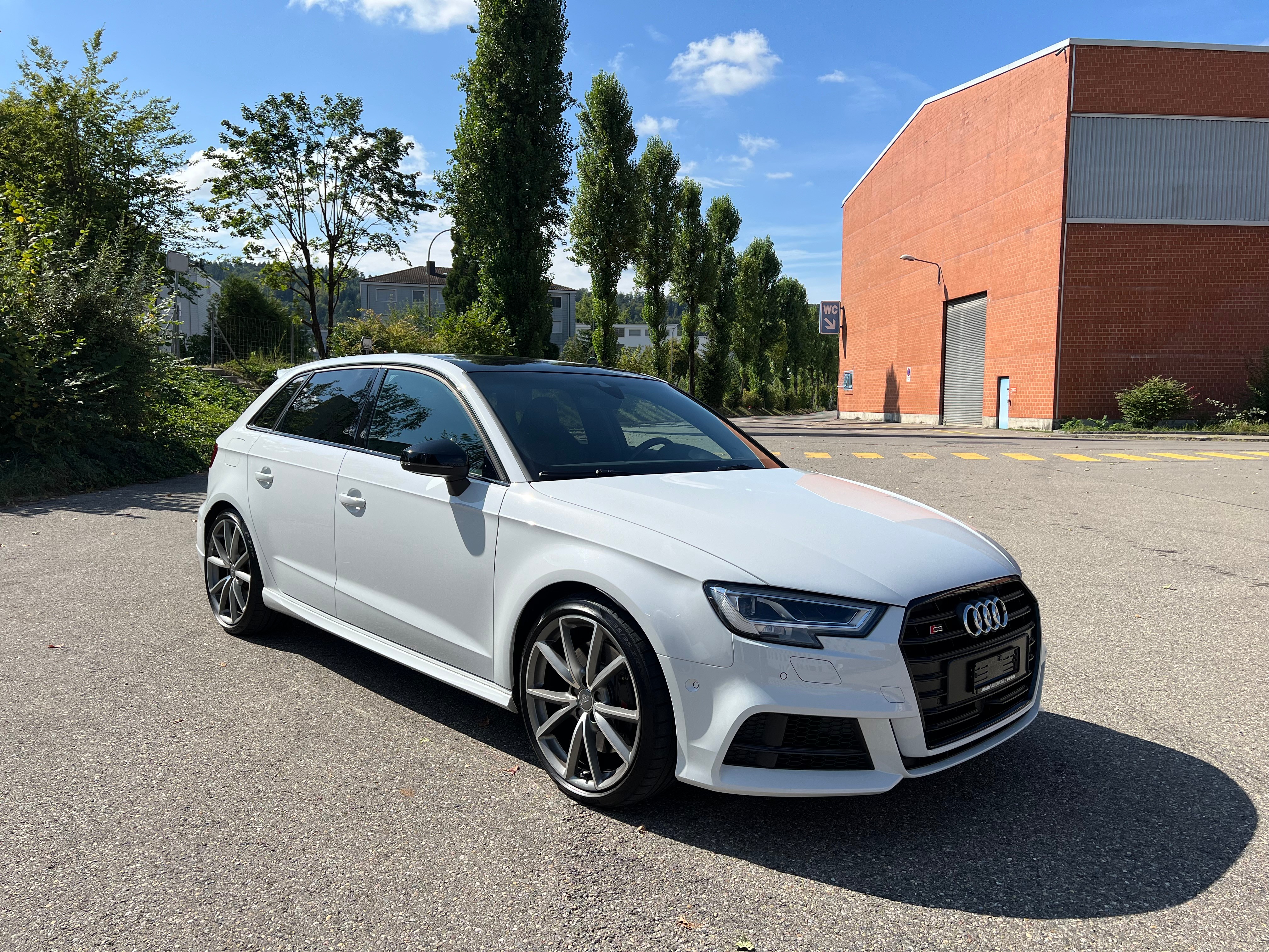 AUDI S3 Sportback 2.0 TFSI quattro