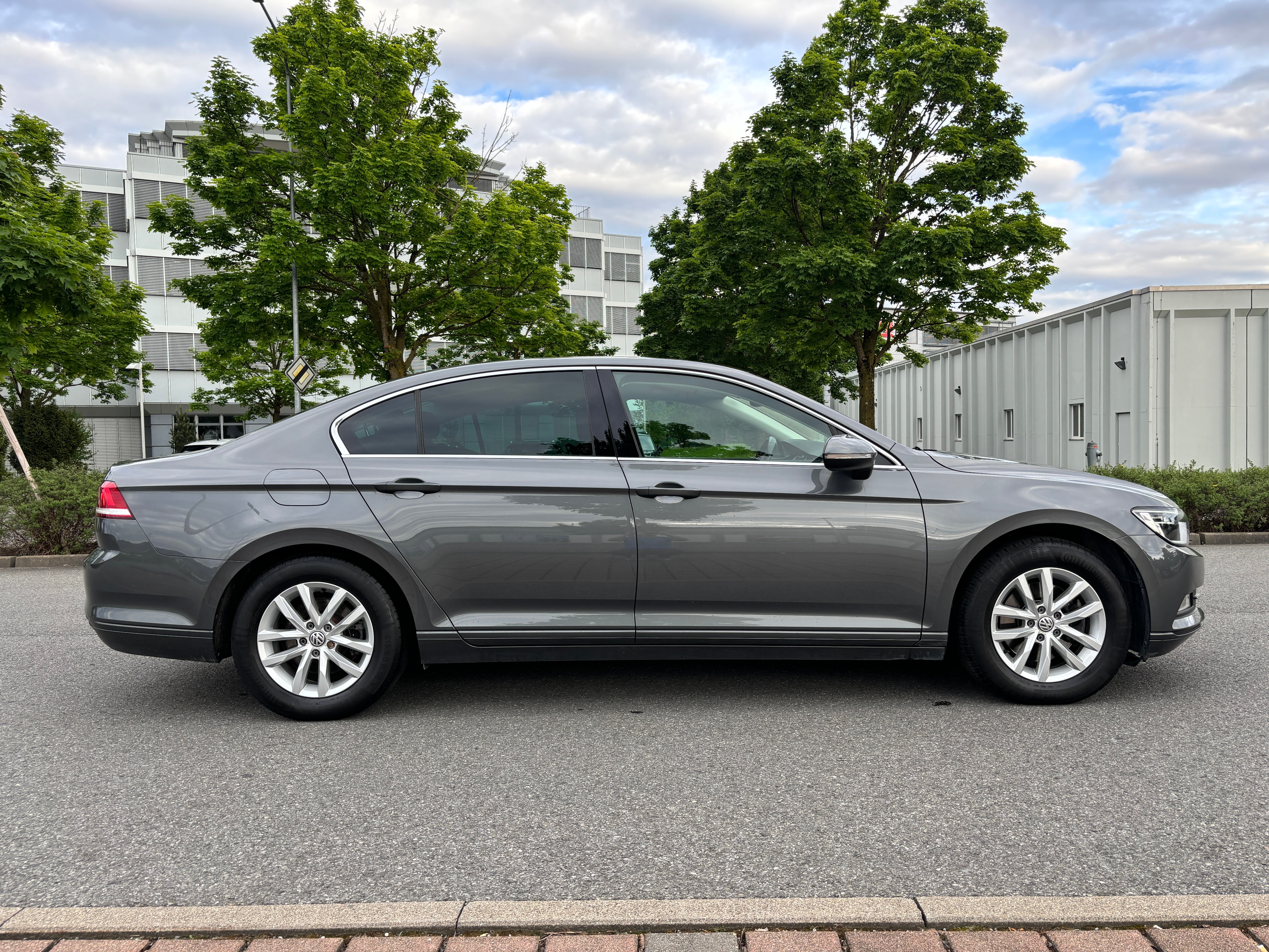 VW Passat Variant 1.6 TDI SCR BM Trendline