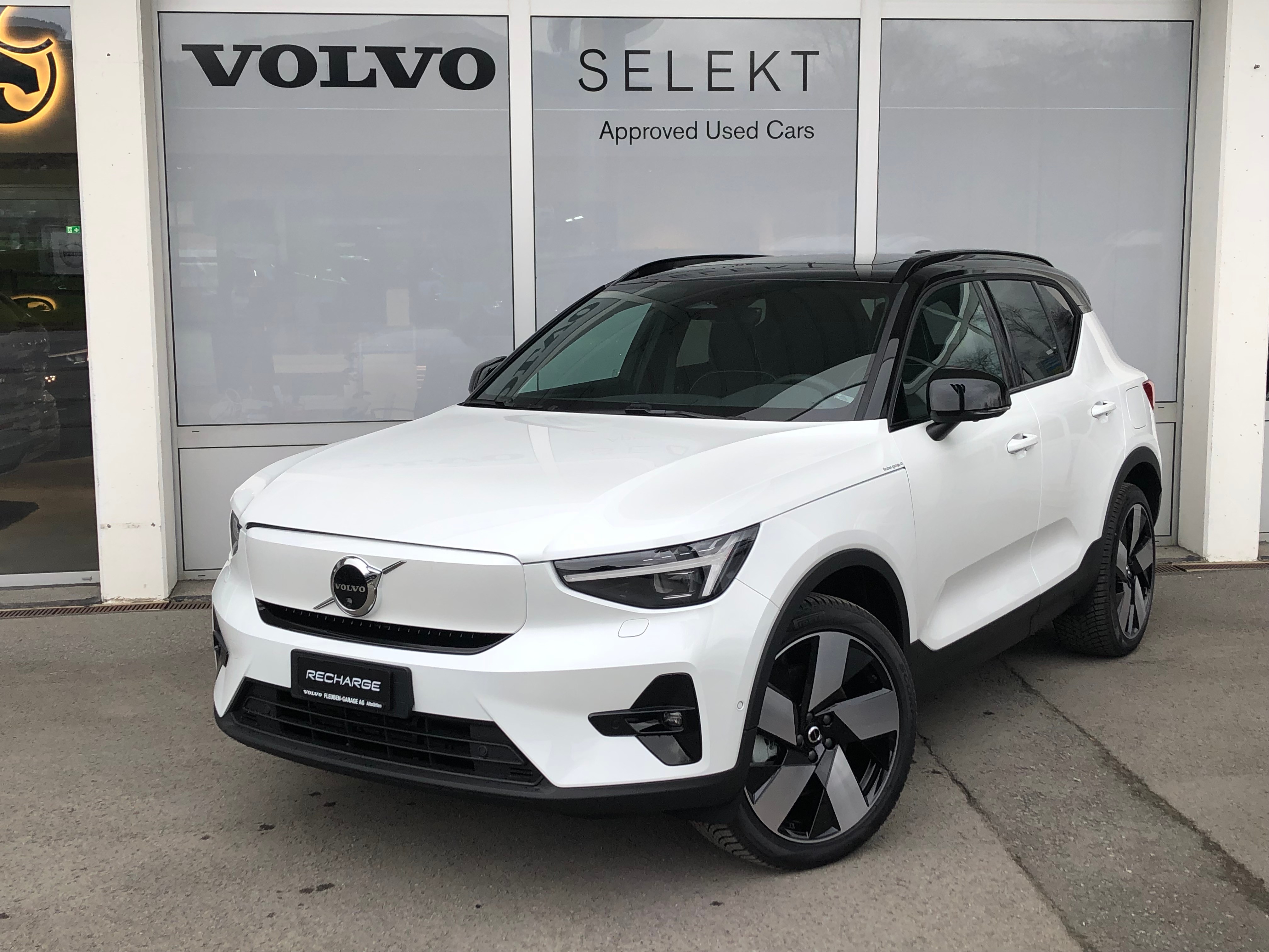 VOLVO XC40 Recharge P8 Twin AWD Pure Electric Ultimate