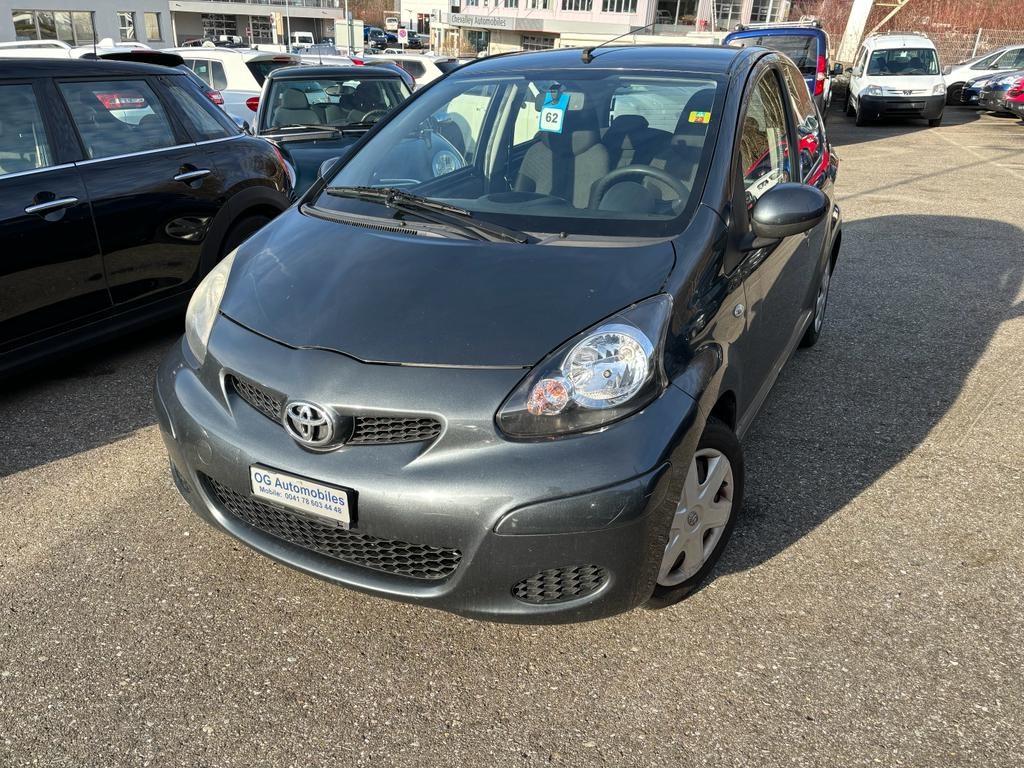 TOYOTA Aygo 1.0 Linea Luna Cool