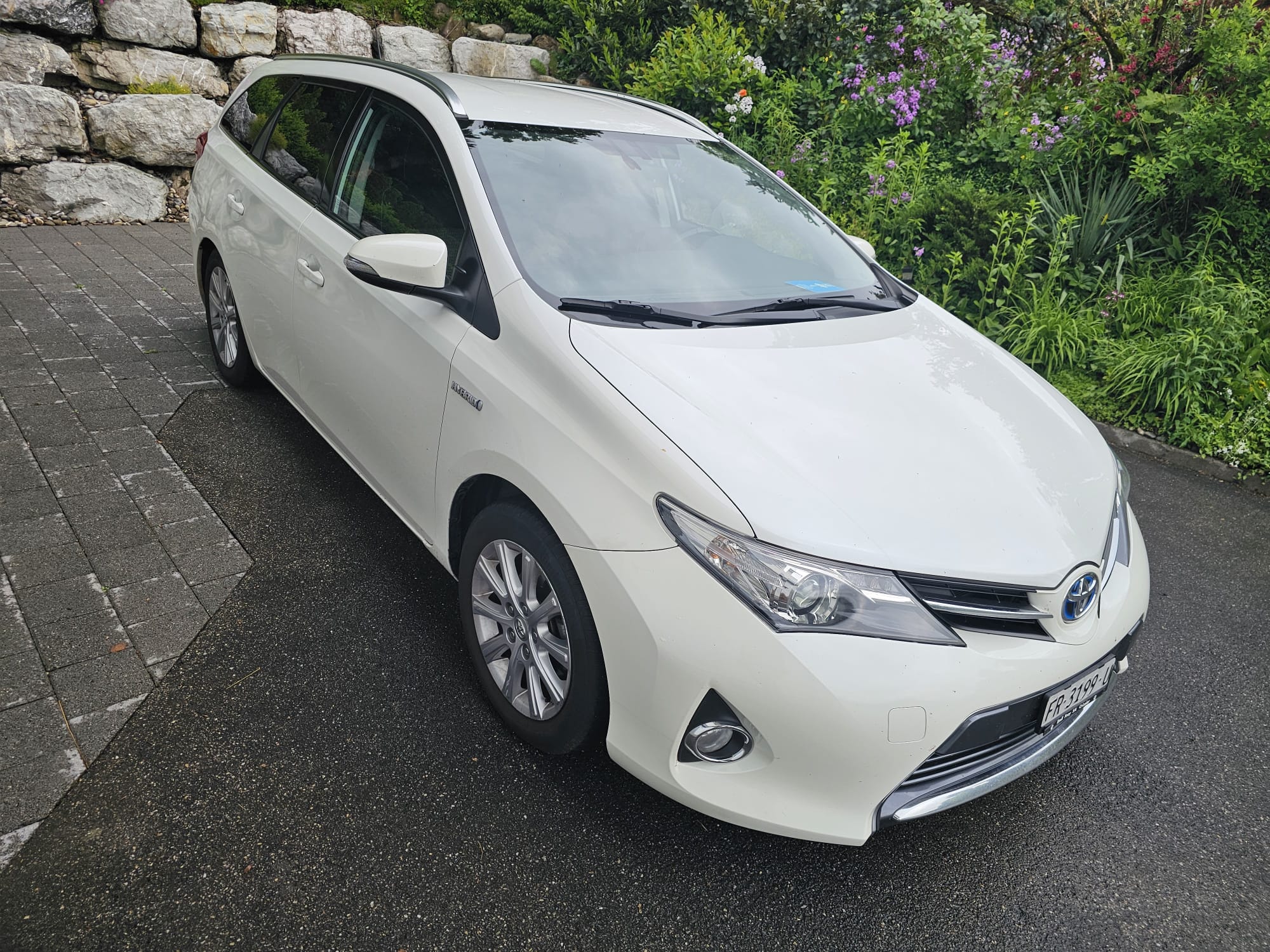 TOYOTA Auris Touring Sports 1.8 16V HSD Linea Trend 8 X alu