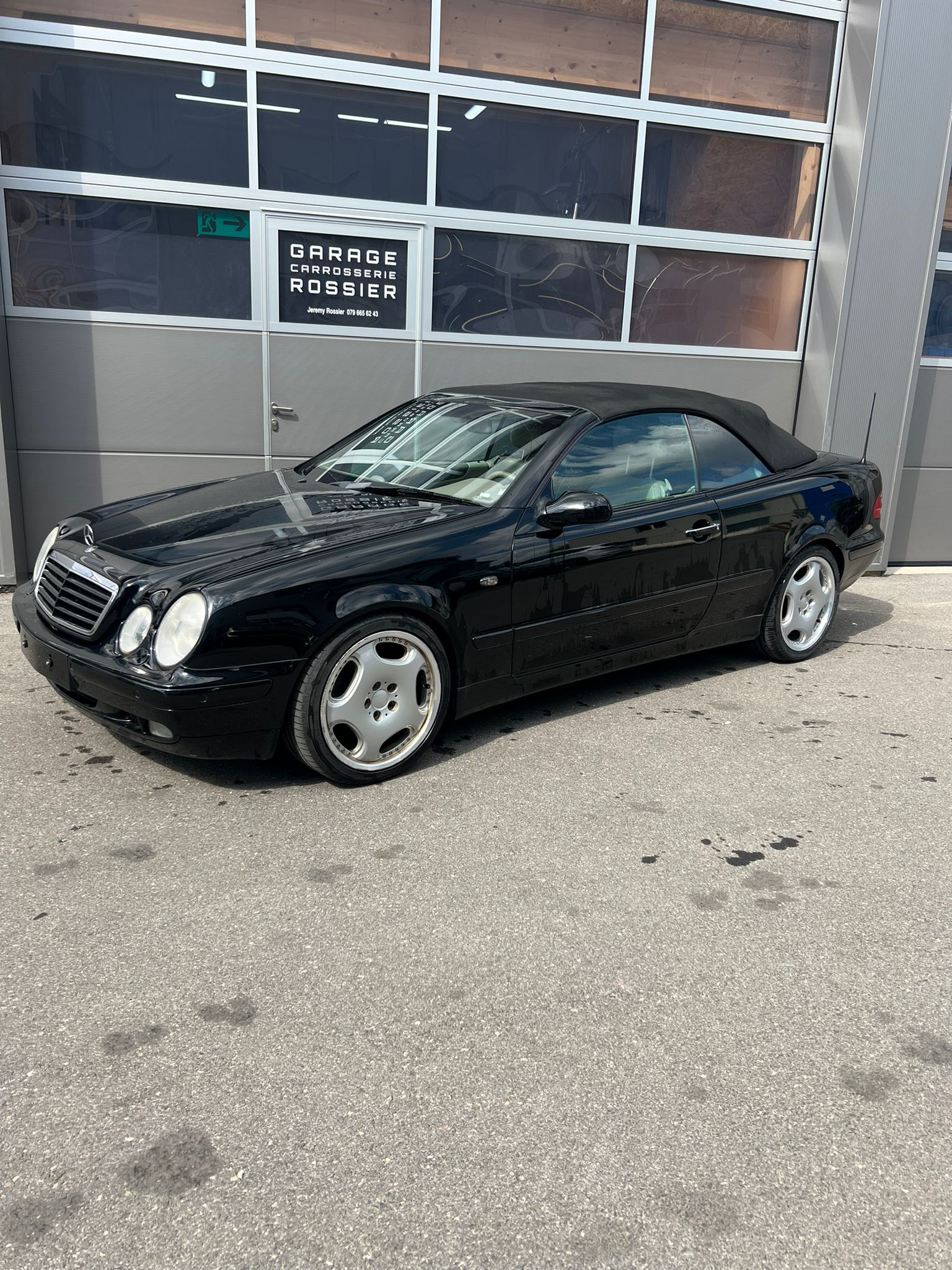 MERCEDES-BENZ CLK 320 Elégance Automatic