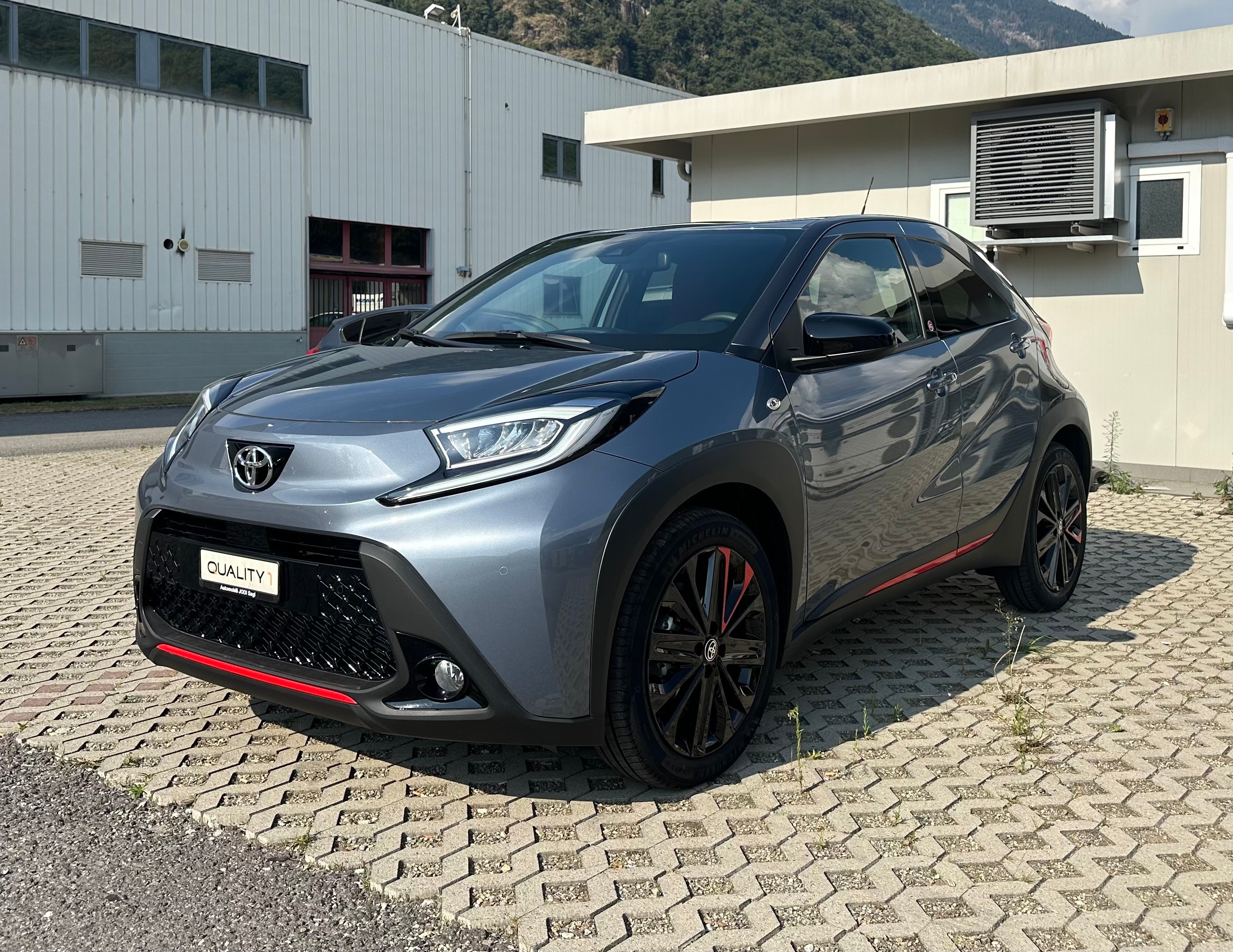 TOYOTA Aygo X 1.0 VVT-i Undercover CVT