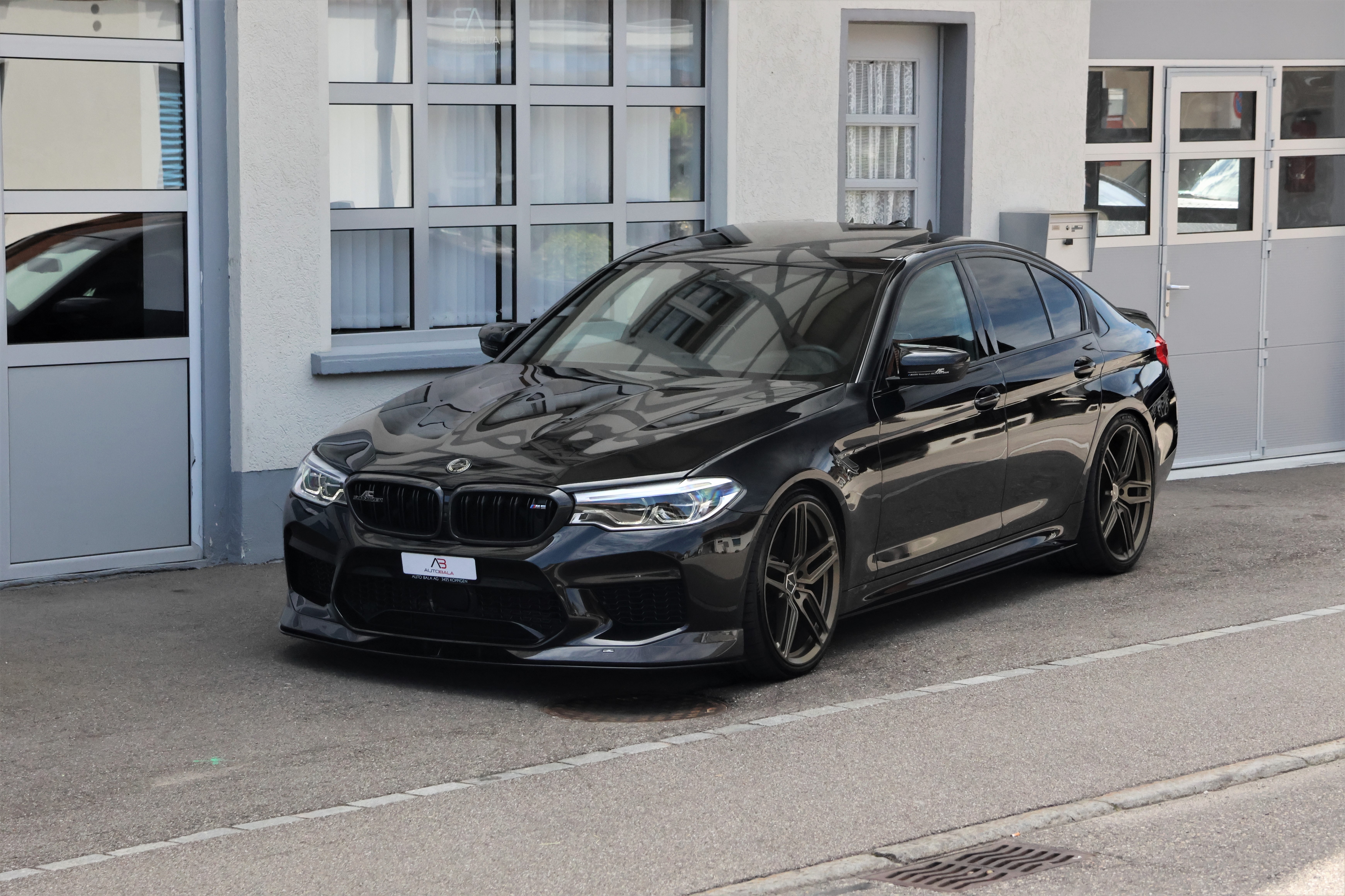 BMW M5 xDrive Drivelogic 