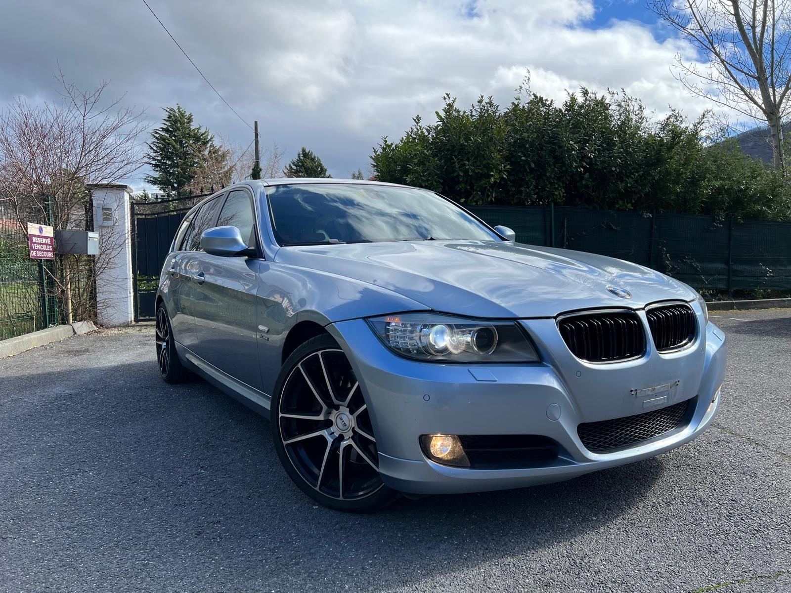 BMW 330i xDrive Touring Steptronic