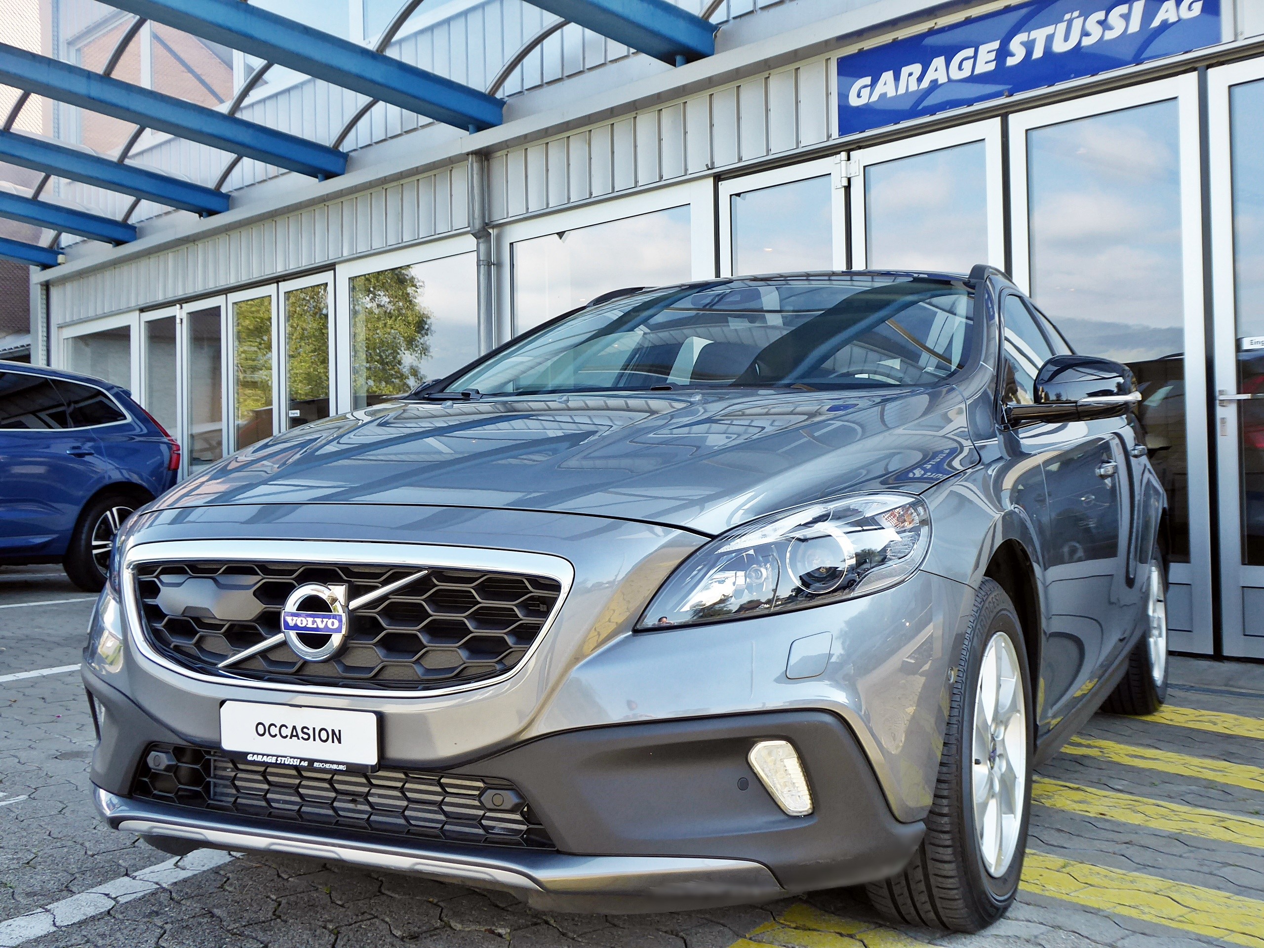 VOLVO V40 CC T4 AWD Momentum