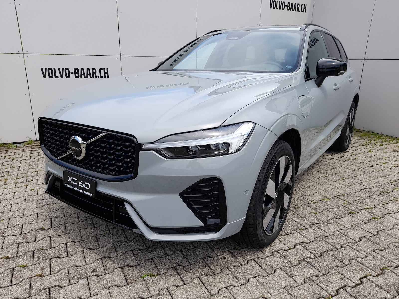 VOLVO XC60 2.0 T6 TE Plus Dark eAWD