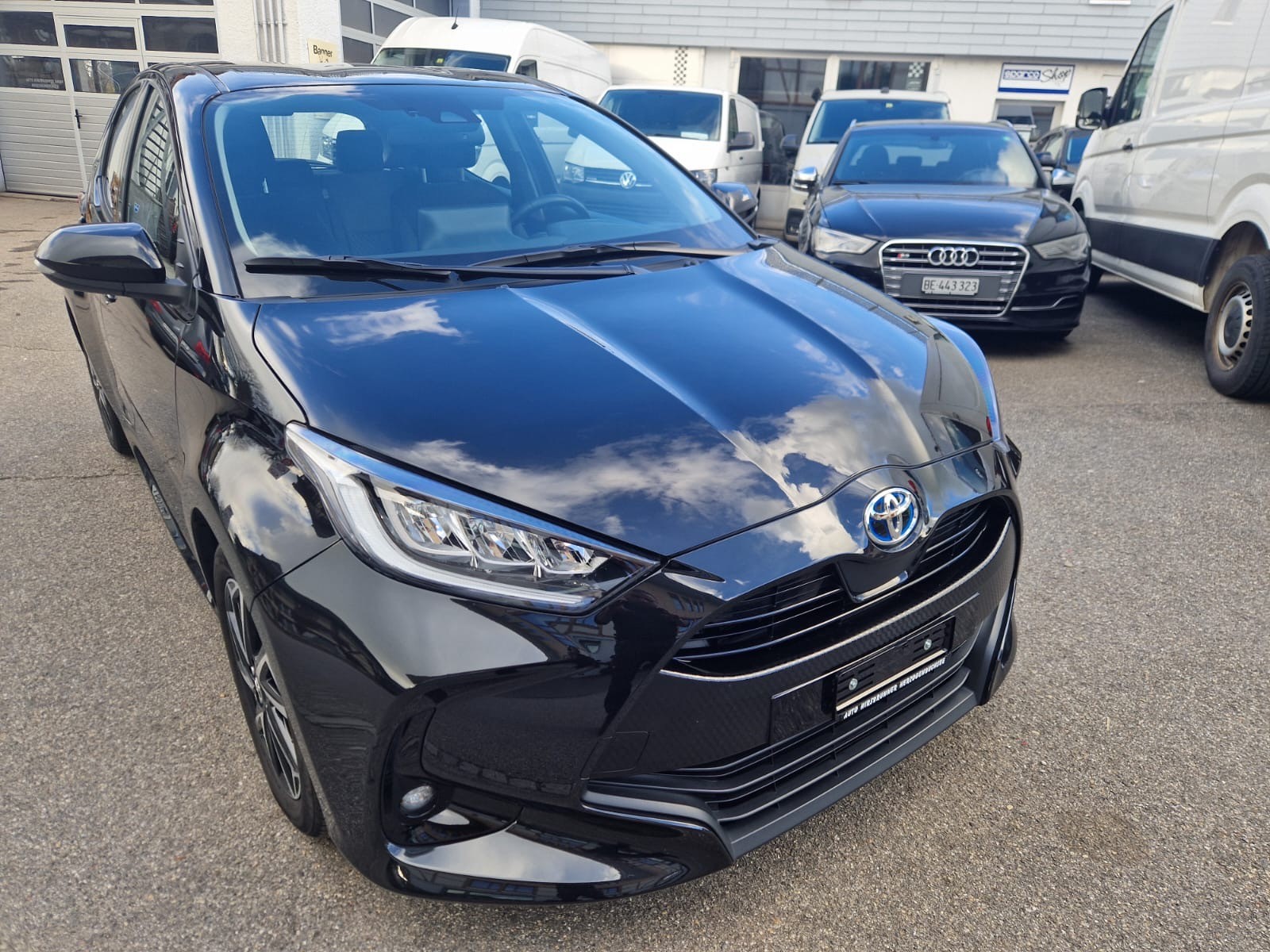 TOYOTA Yaris 1.5 Trend e-CVT