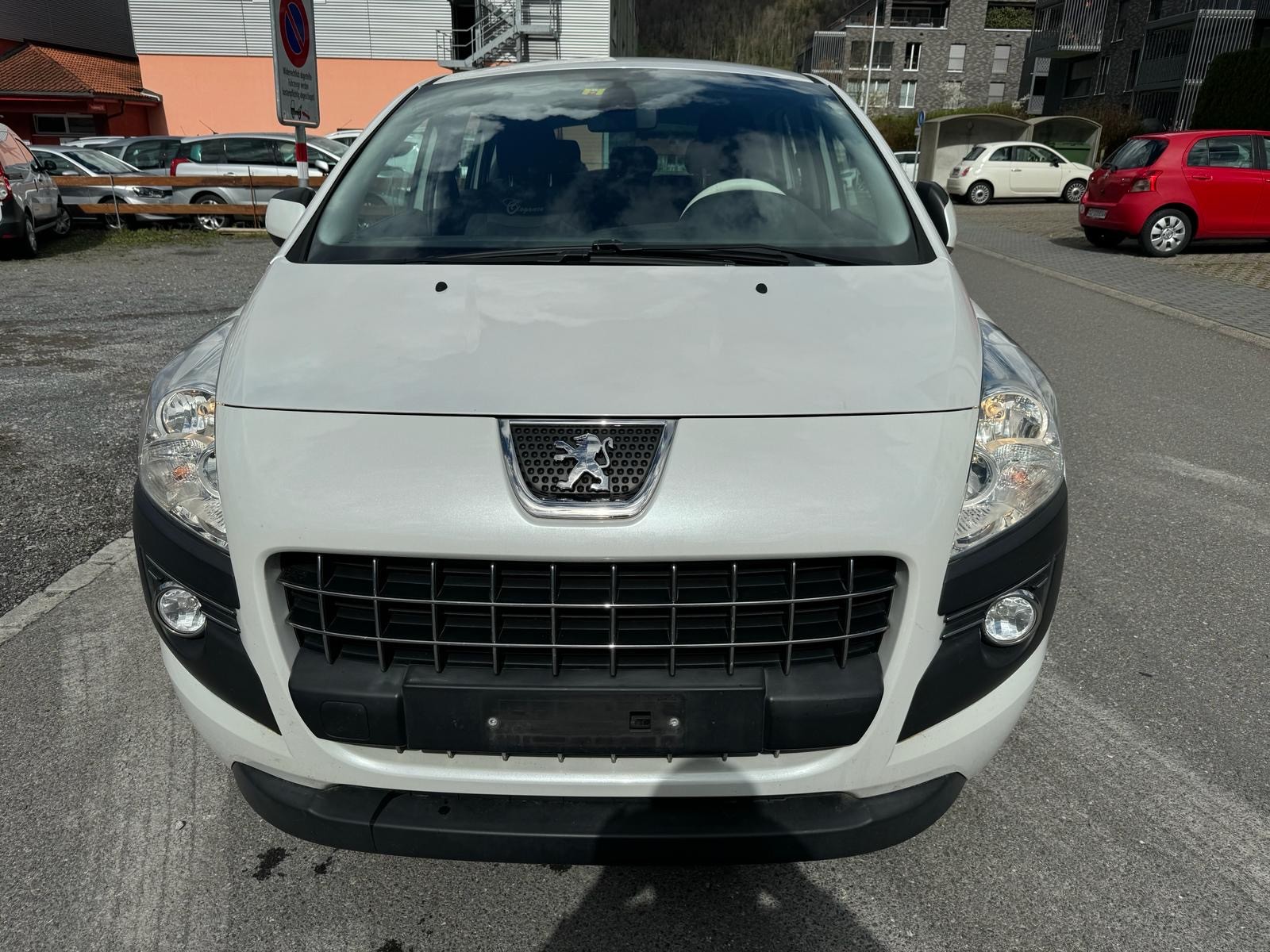 PEUGEOT 3008 1.6 HDI Style EGS6