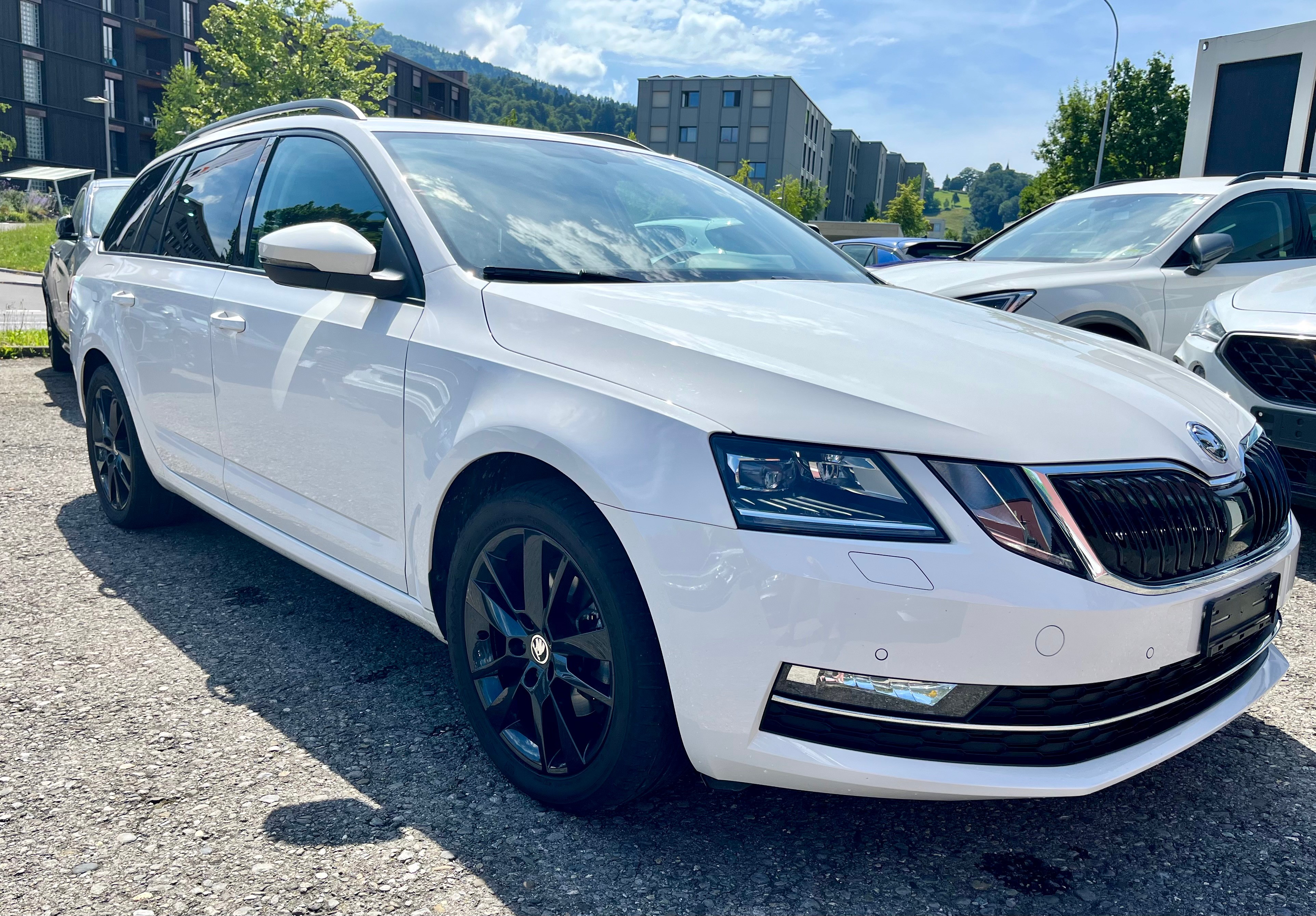 SKODA Octavia Combi 1.4 TSI Style DSG, CH-Auto.