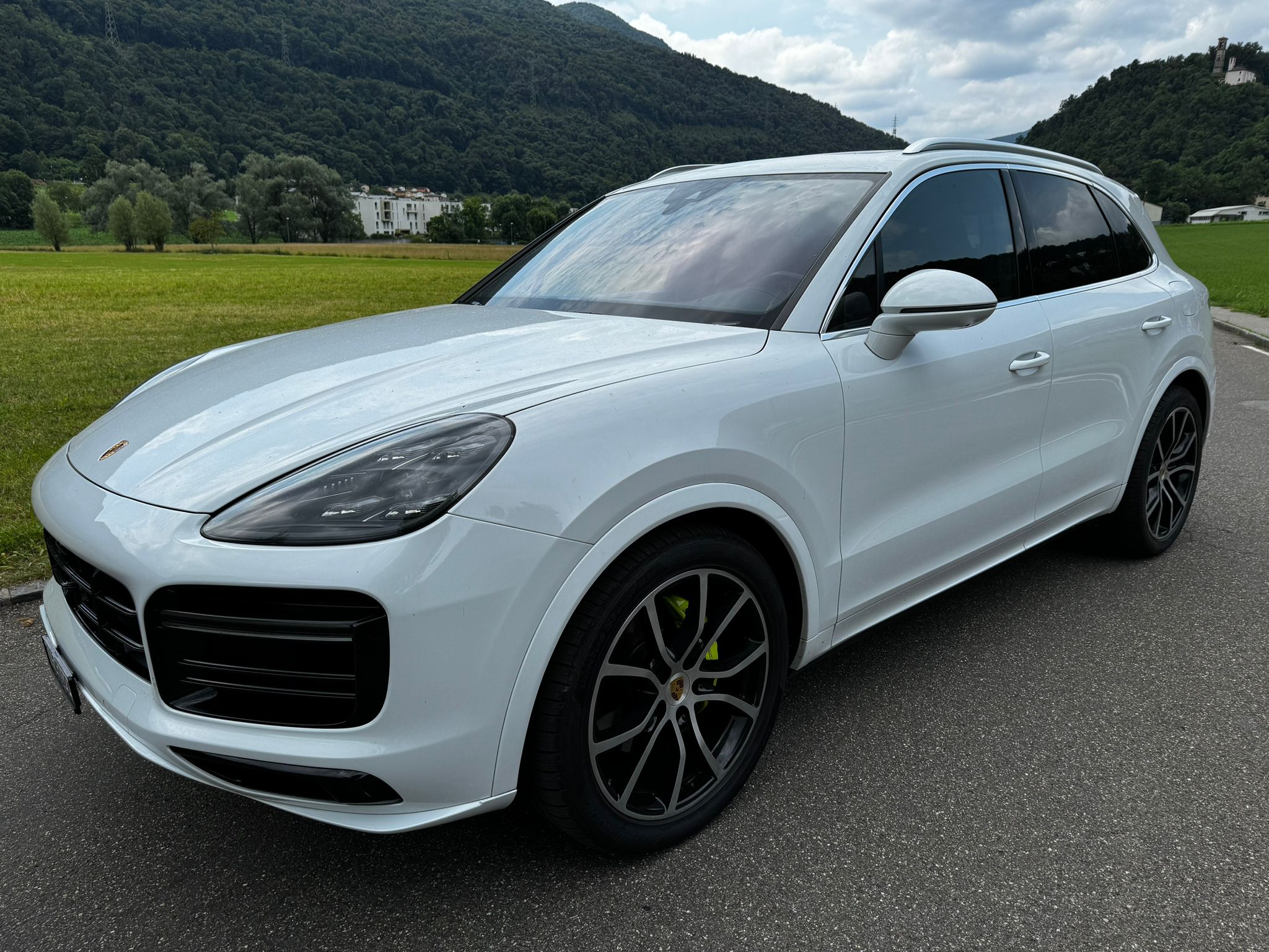 PORSCHE Cayenne E-Hybrid