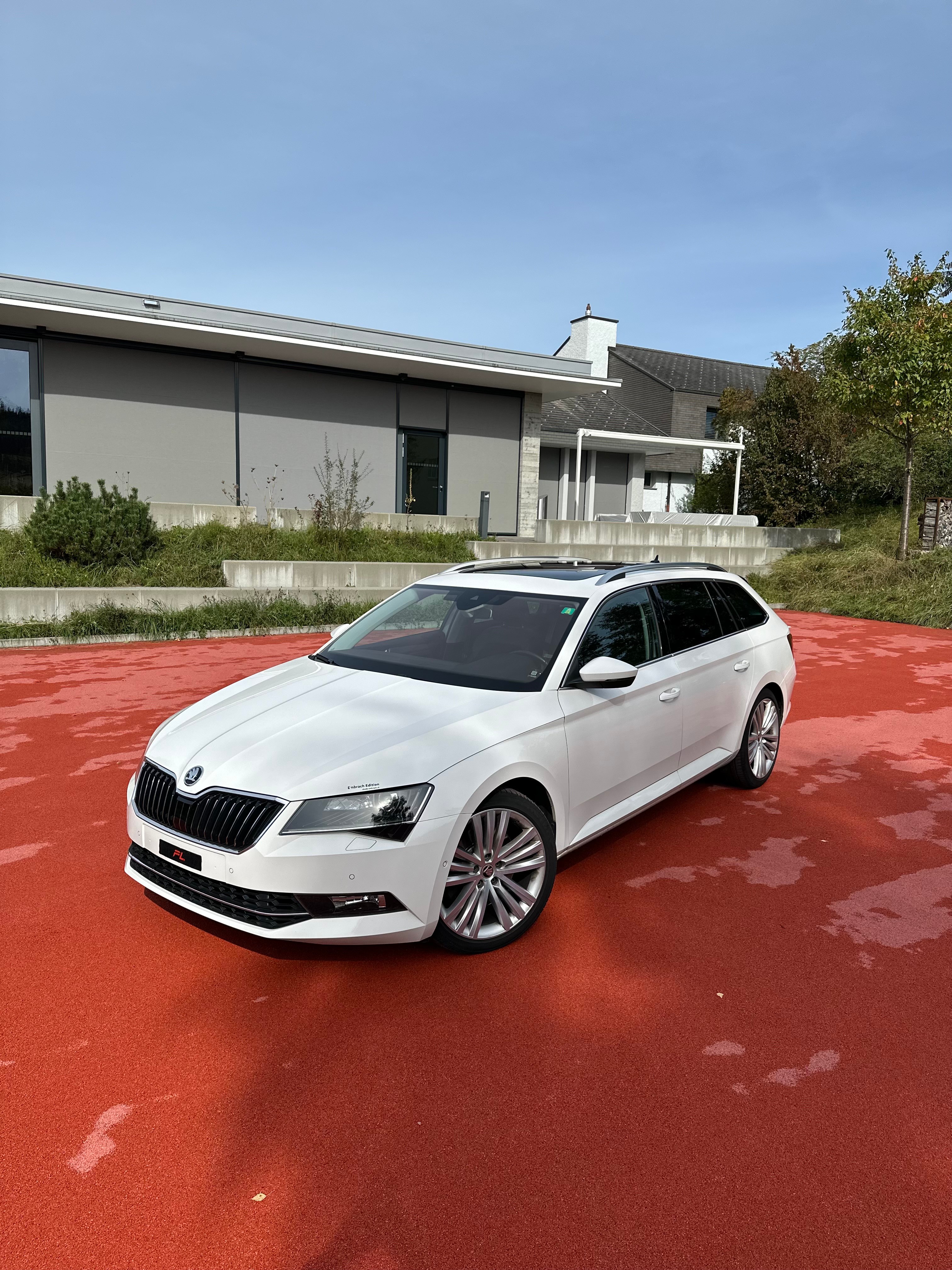 SKODA Superb Combi 2.0 TSI Style DSG 4x4