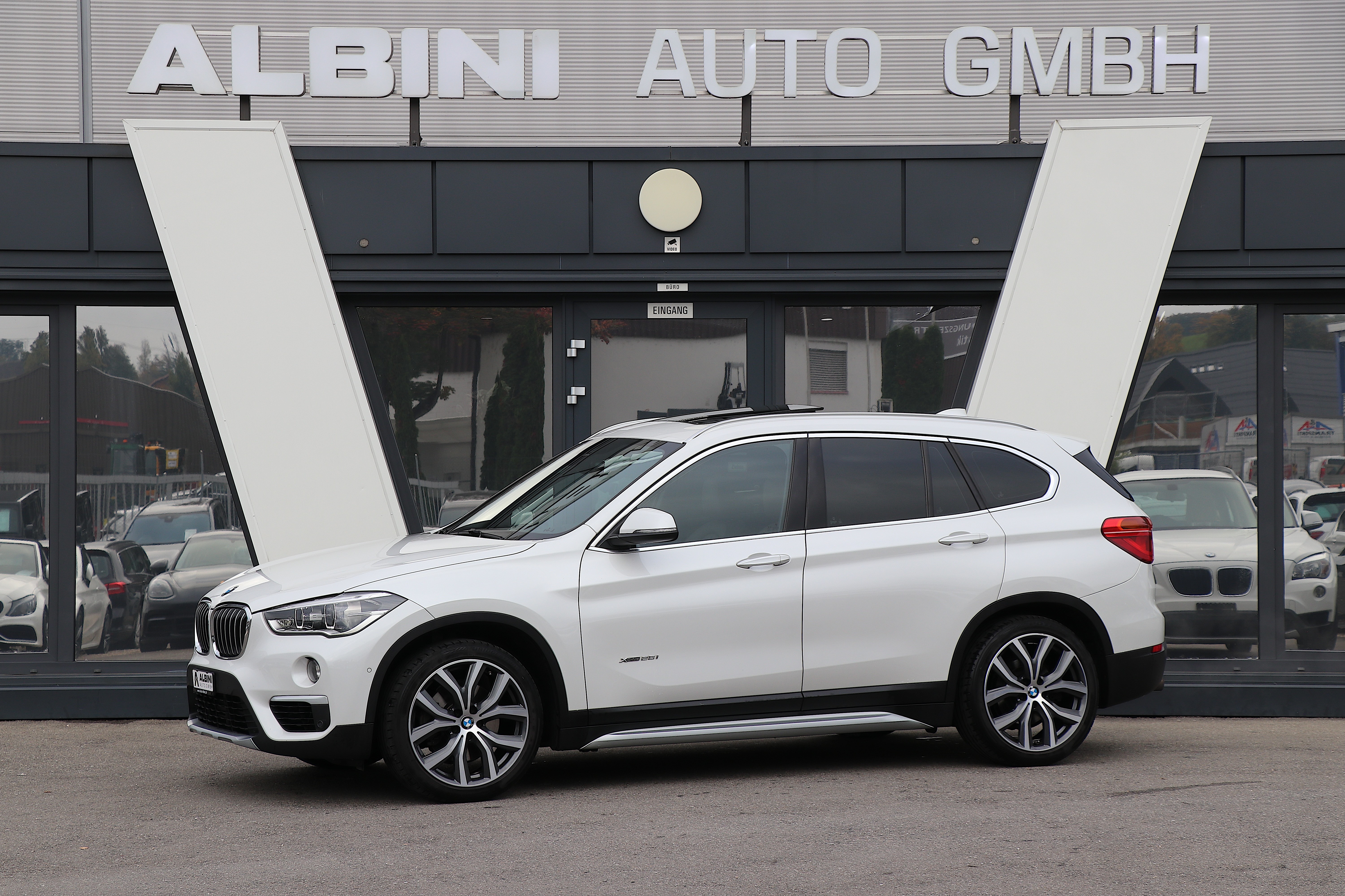 BMW X1 xDrive 25i xLine Steptronic