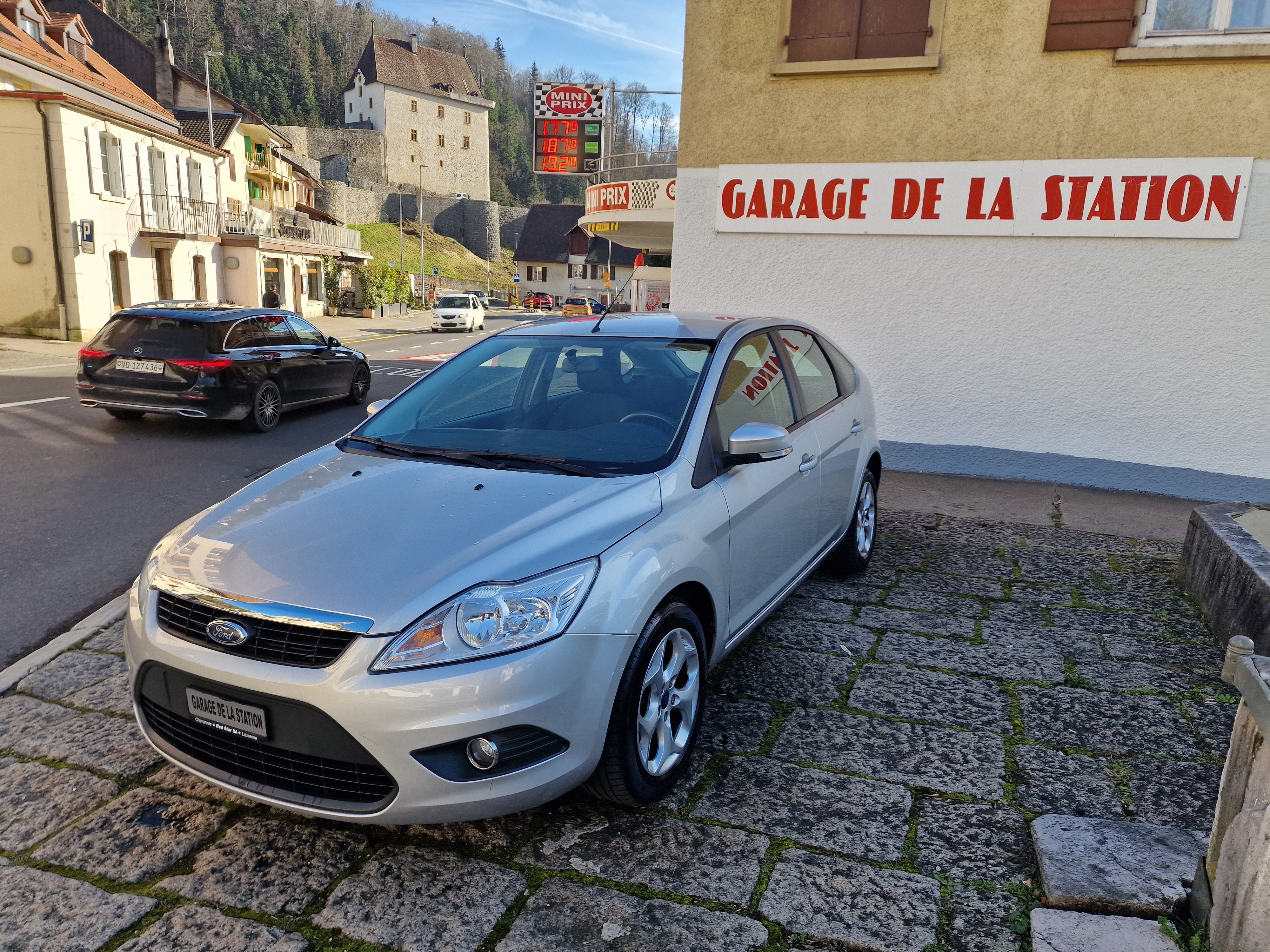 FORD Focus 1.6i VCT Carving