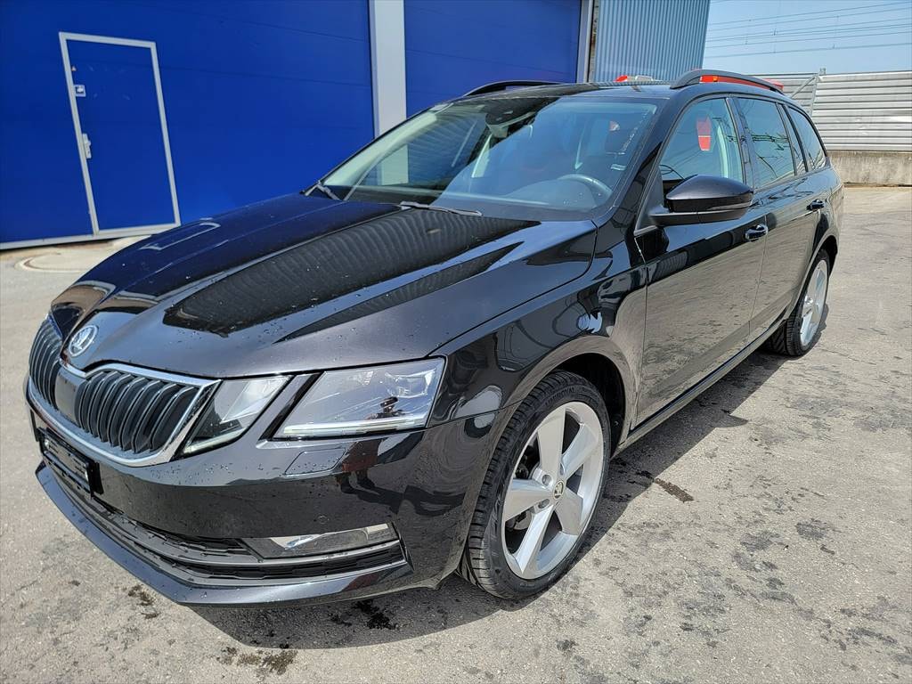 SKODA Octavia Combi 2.0 TDI Ambition 4x4 DSG