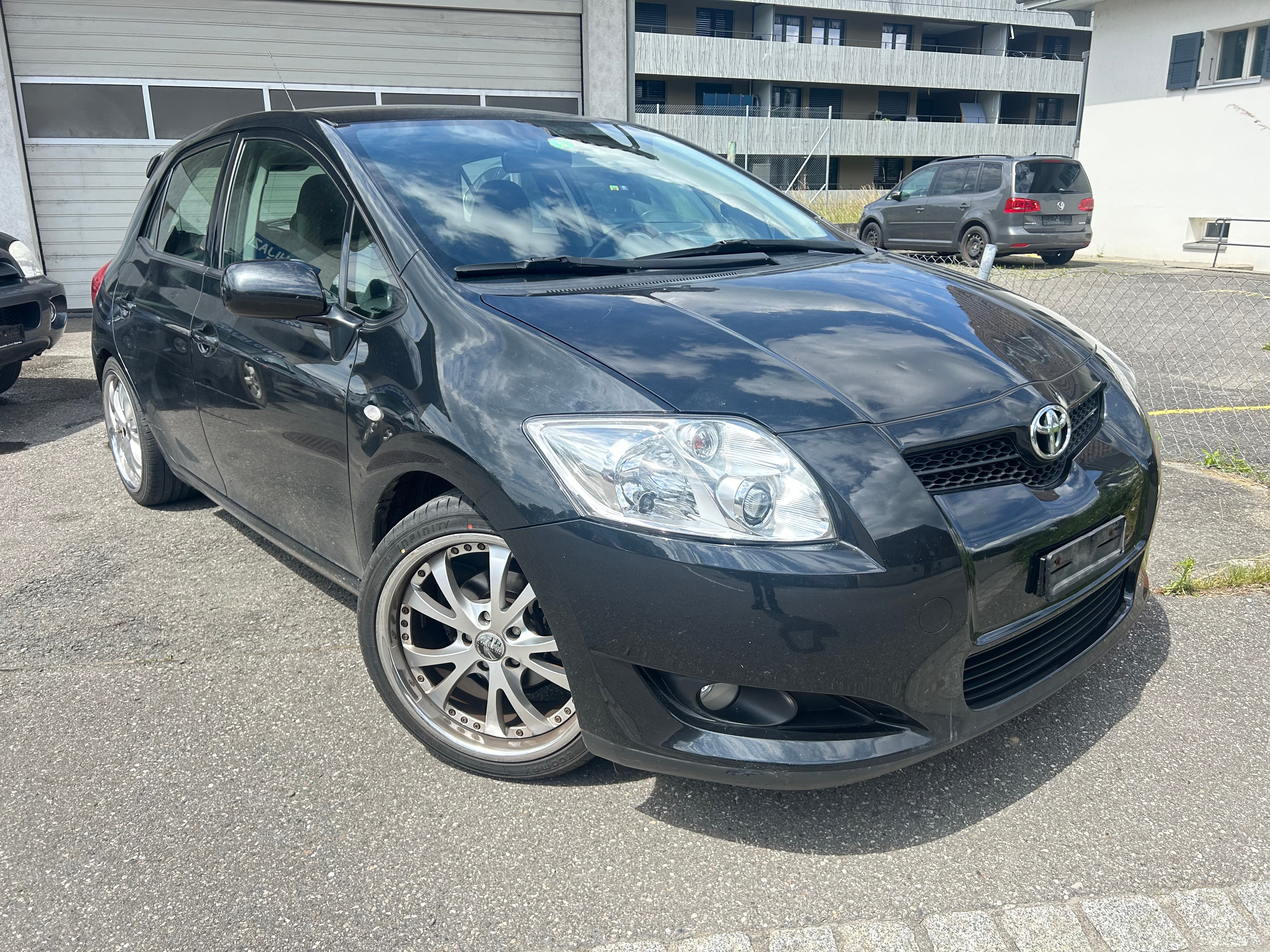 TOYOTA Auris 1.6 Linea Sol