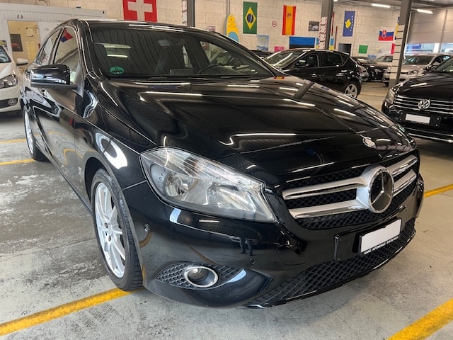 MERCEDES-BENZ A 200 CDI