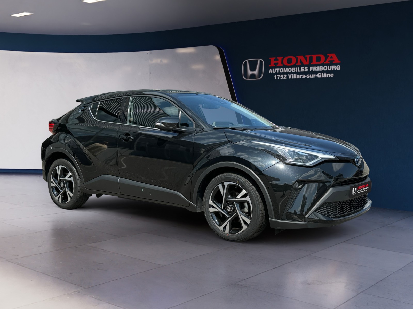 TOYOTA C-HR 1.8 HSD CVT Trend