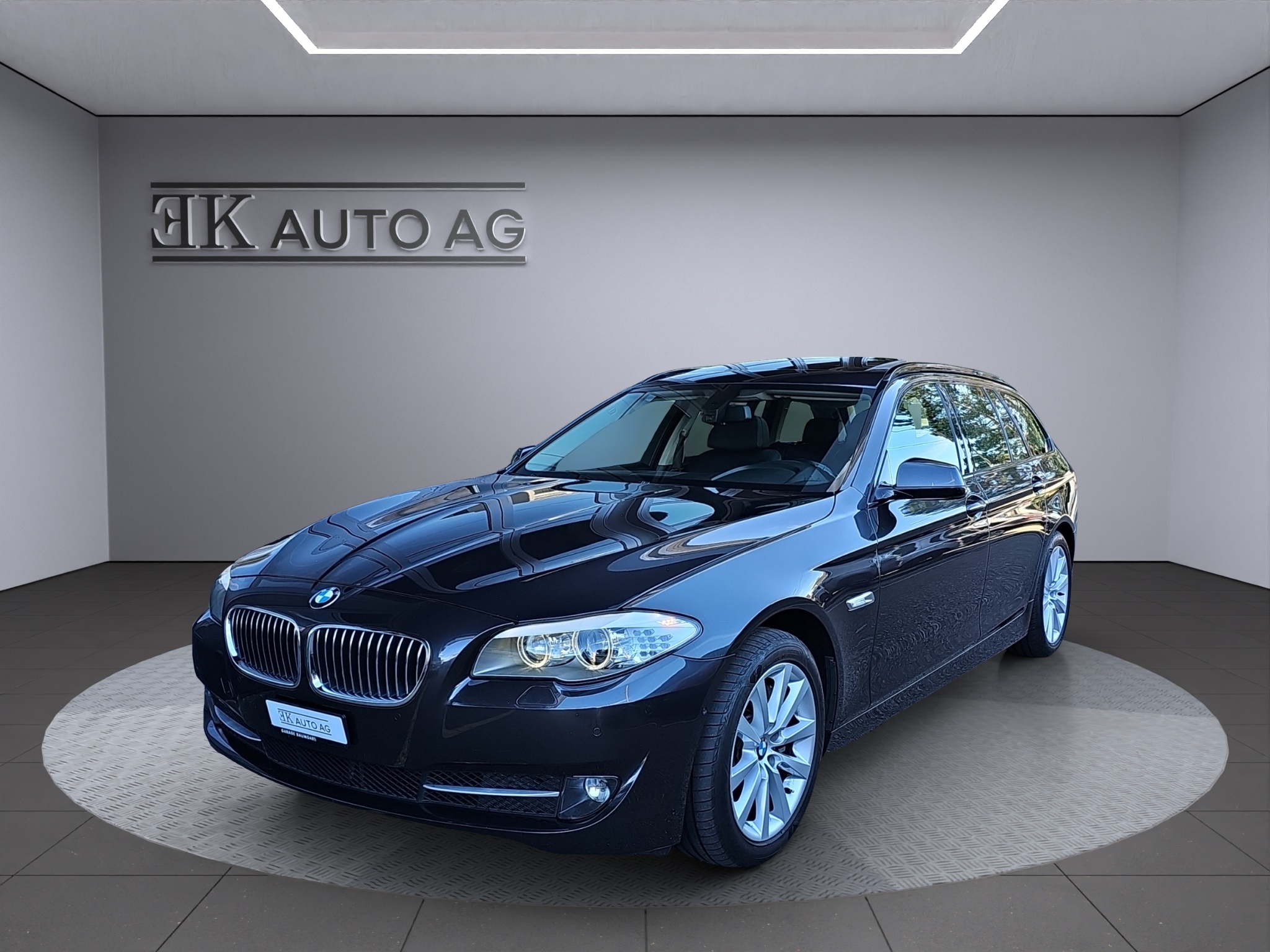 BMW 530d xDrive Touring Steptronic