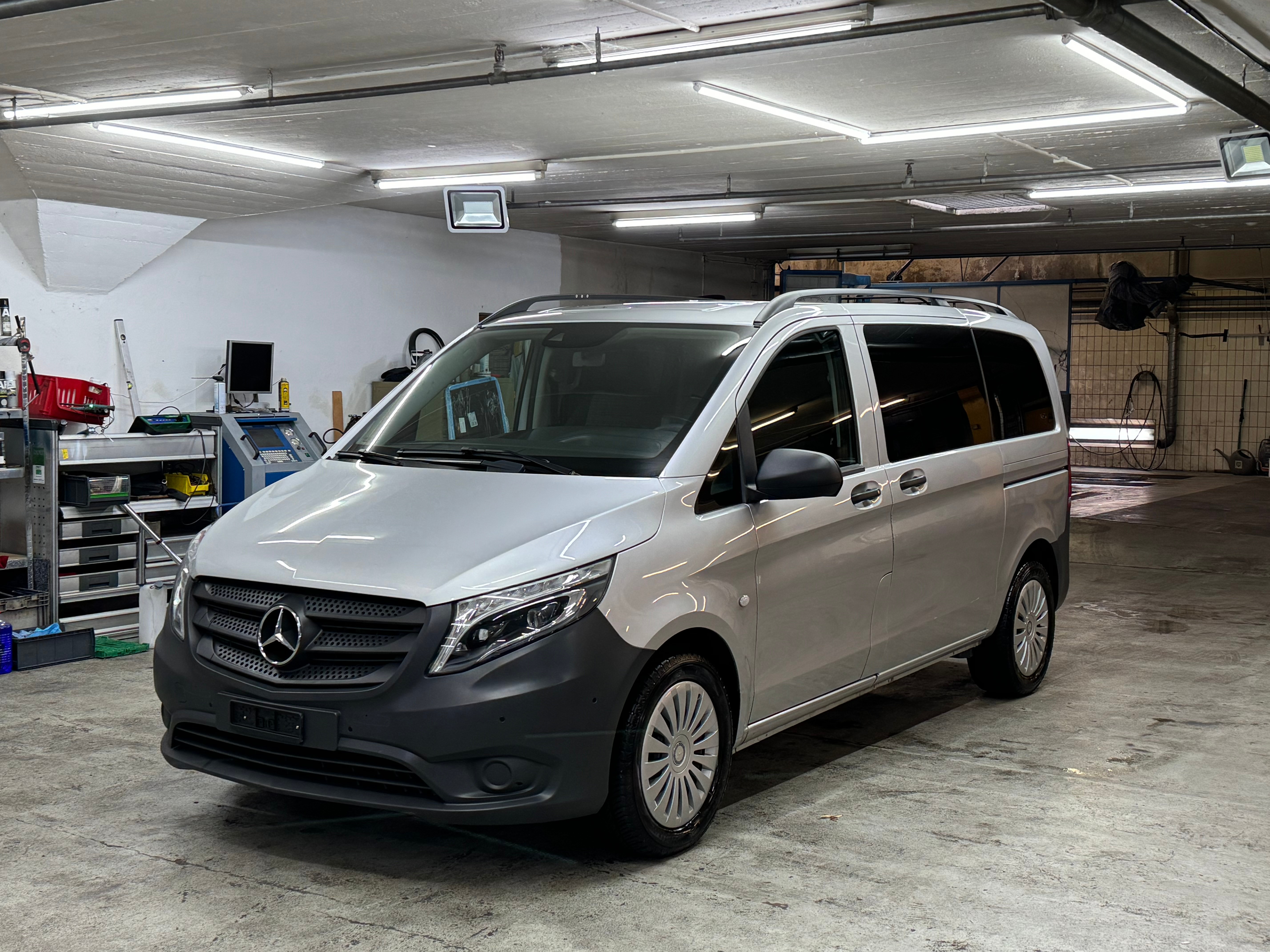 MERCEDES-BENZ Vito 119 BlueTEC Tourer Pro 4Matic 7G-Tronic