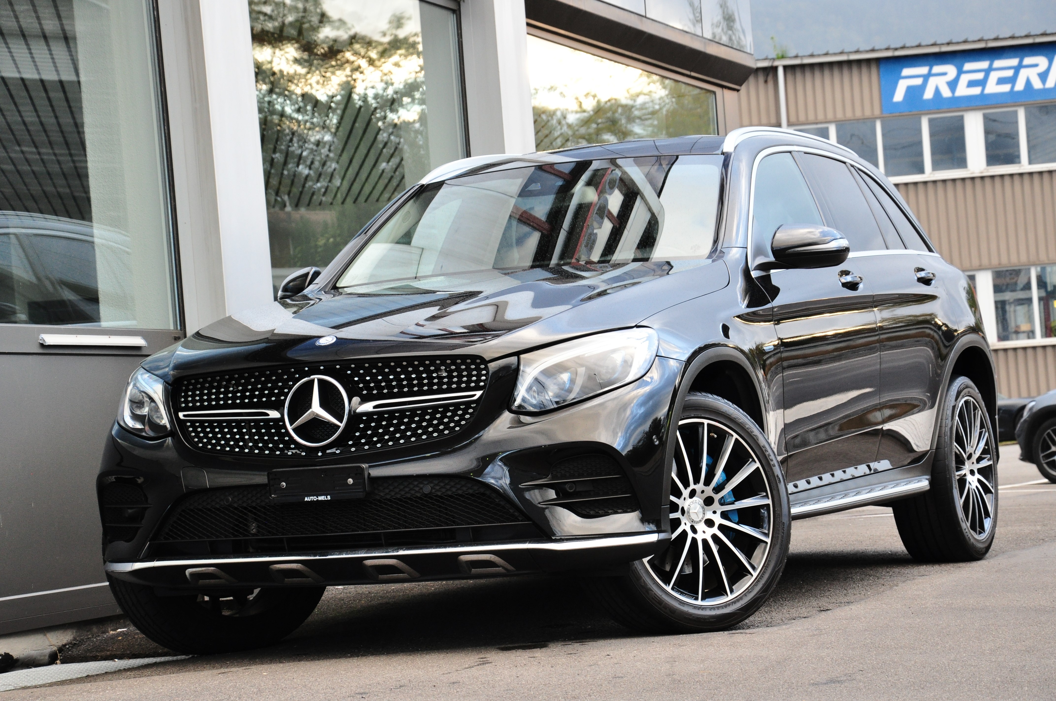 MERCEDES-BENZ GLC 350 e AMG Line 4Matic 7G-Tronic