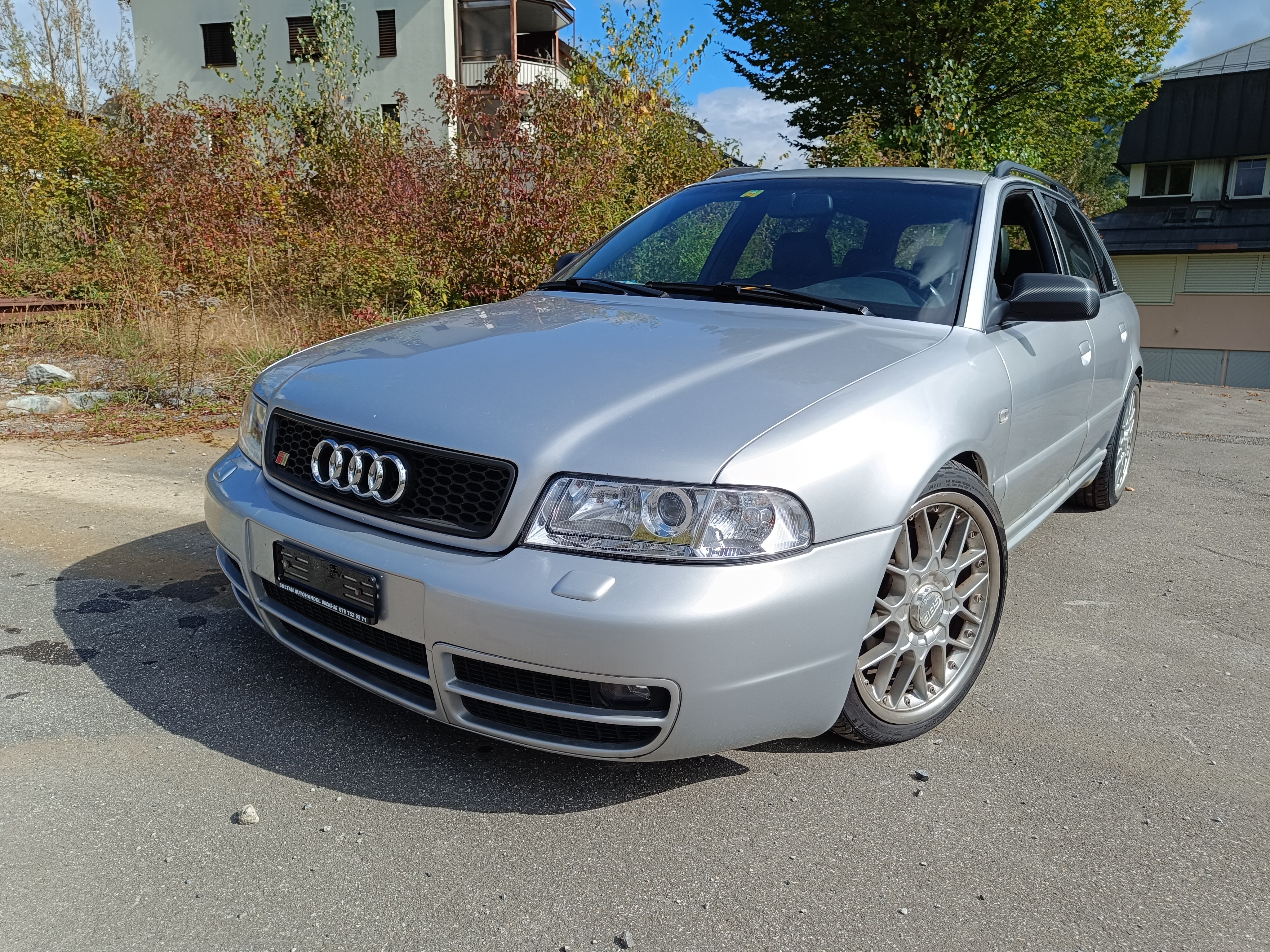 AUDI S4 Avant quattro