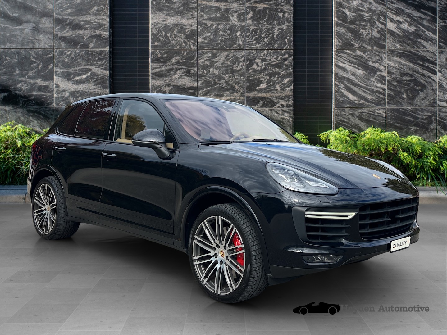 PORSCHE Cayenne Turbo