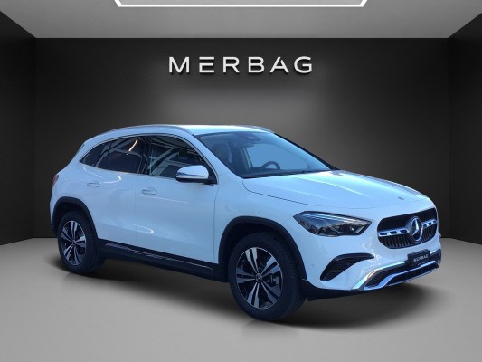 MERCEDES-BENZ GLA 220d 4Matic 8G-DCT