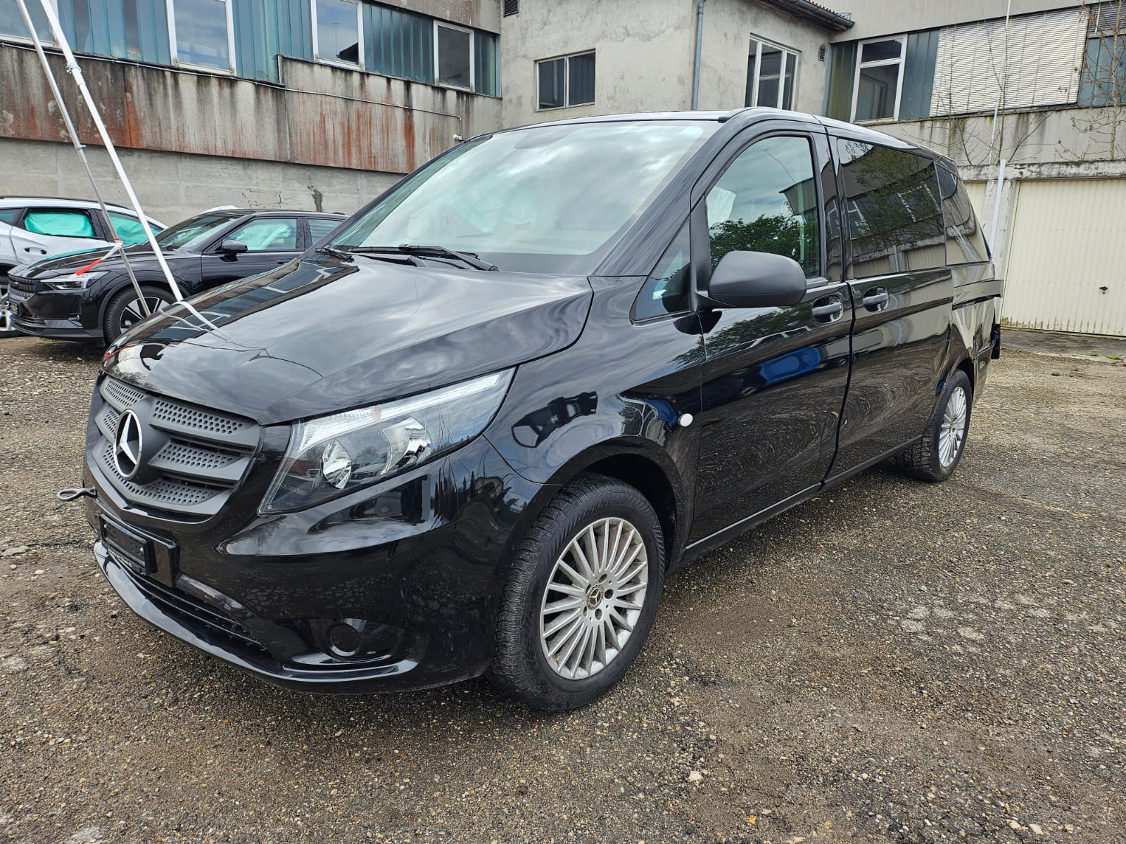 MERCEDES-BENZ Vito 116 CDI Lang Select Tourer 4Matic 9G-Tronic 9SITZE