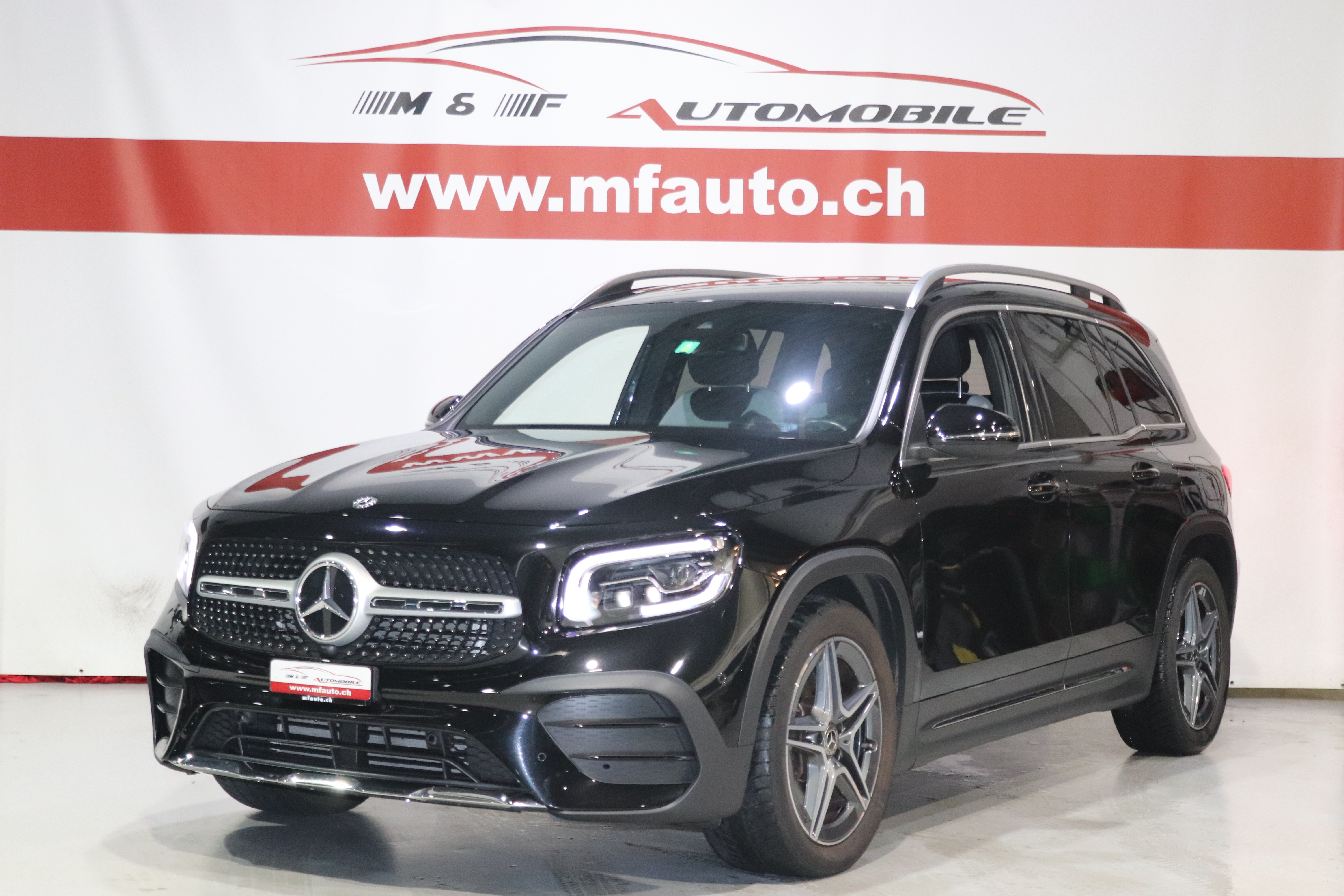 MERCEDES-BENZ GLB 250 AMG Line 4matic CH FAHRZEUG