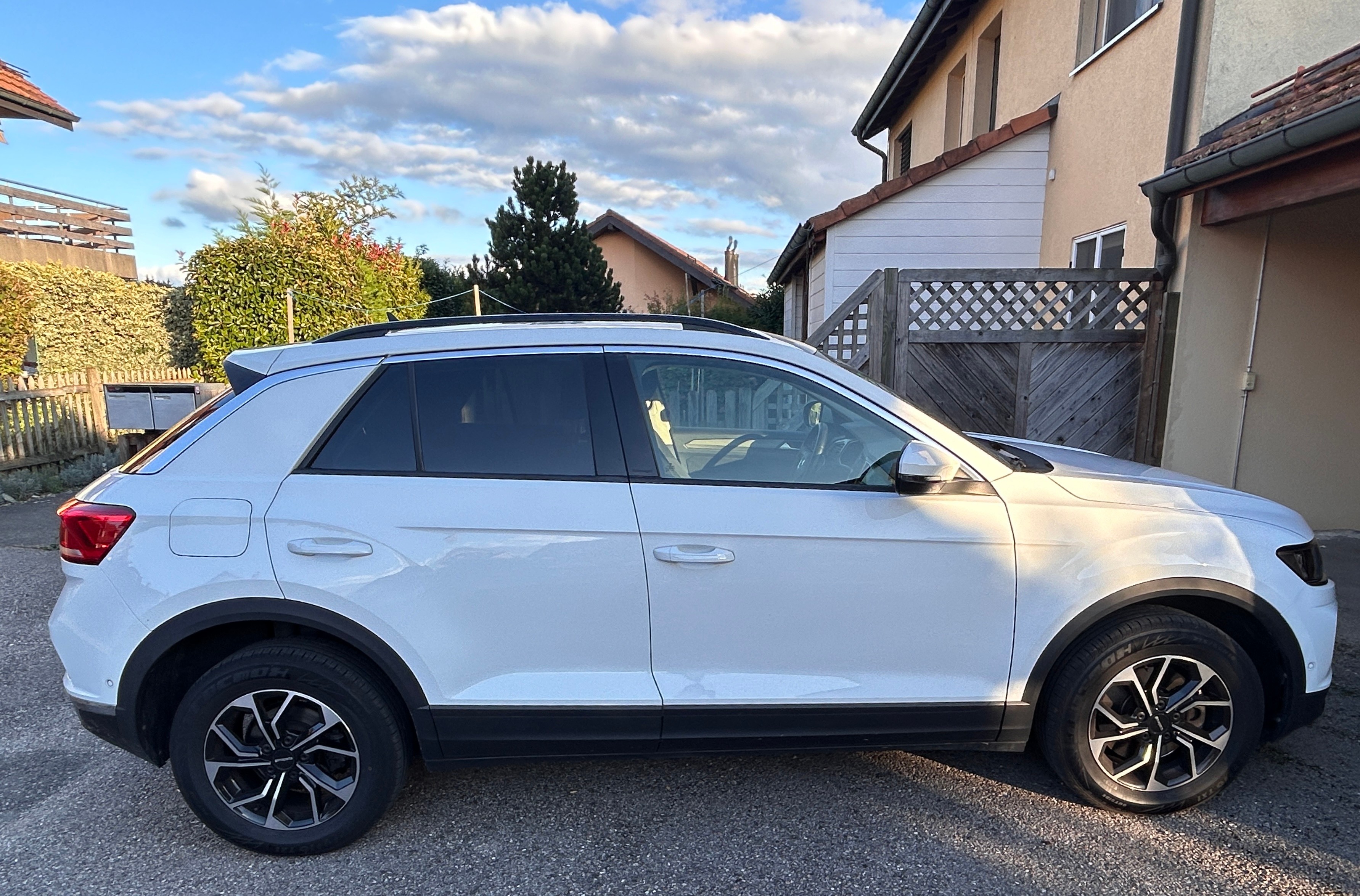 VW T-Roc 2.0 TSI Advance DSG 4Motion