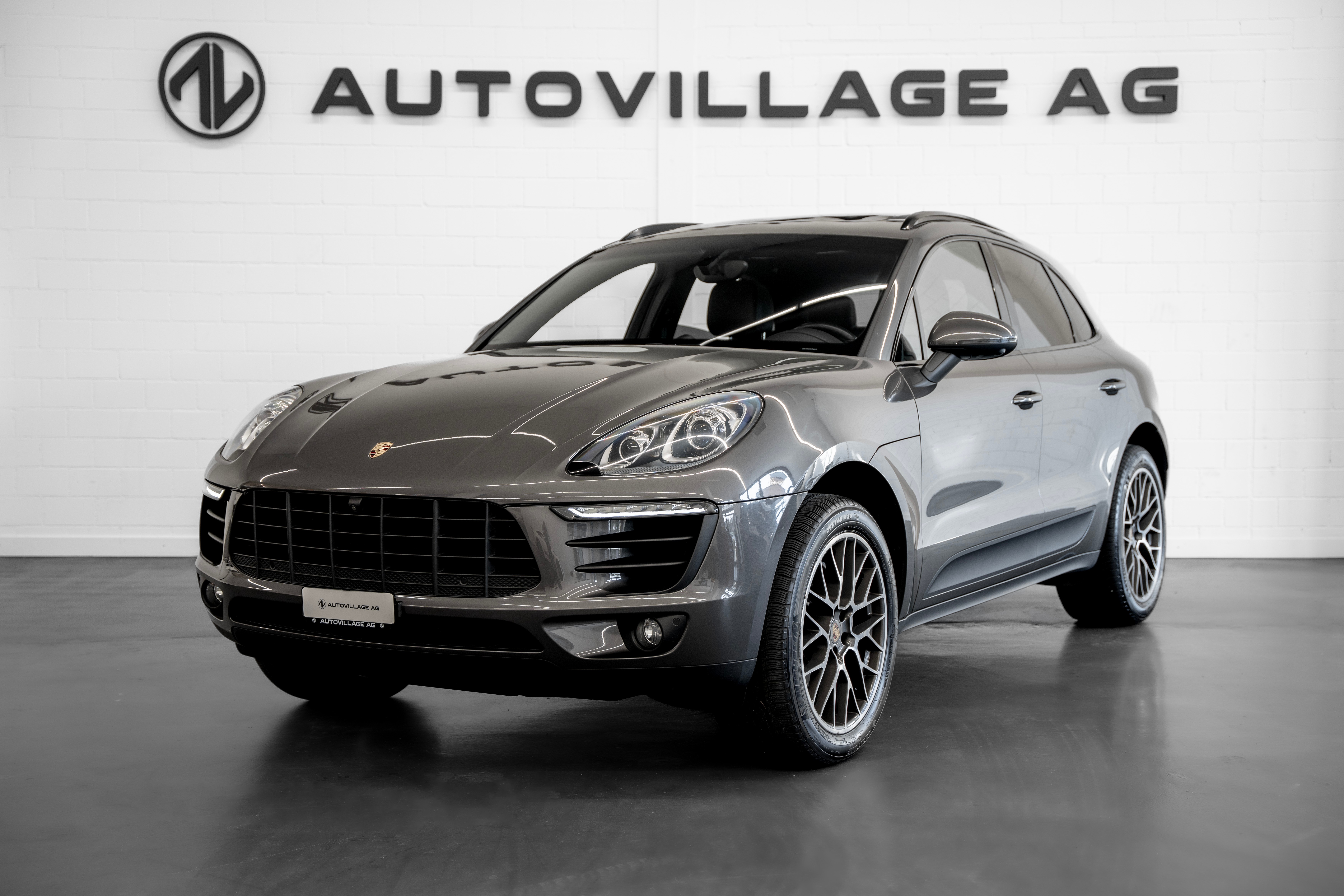 PORSCHE Macan S PDK