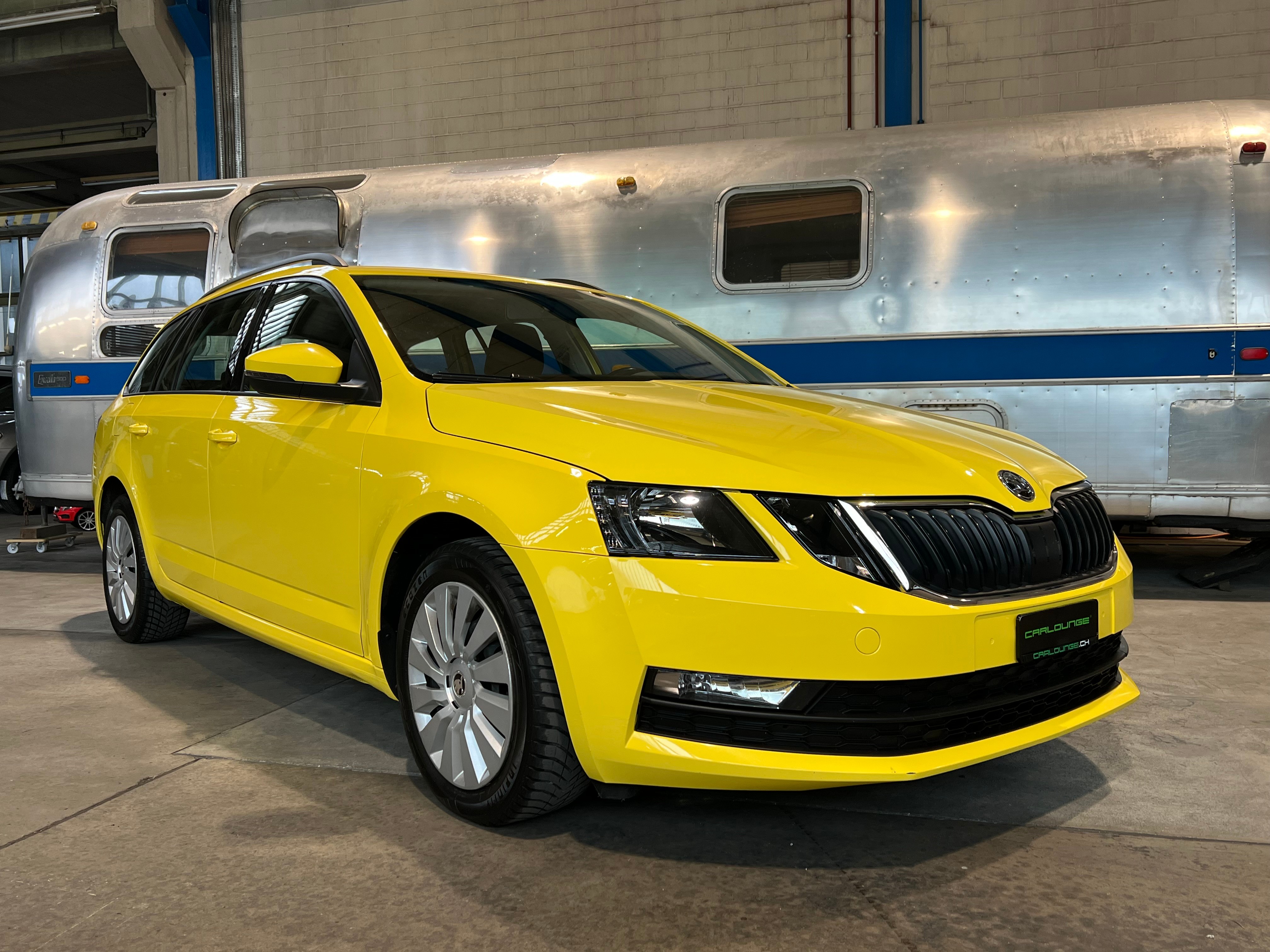 SKODA Octavia Combi 1.6 TDI Ambition DSG