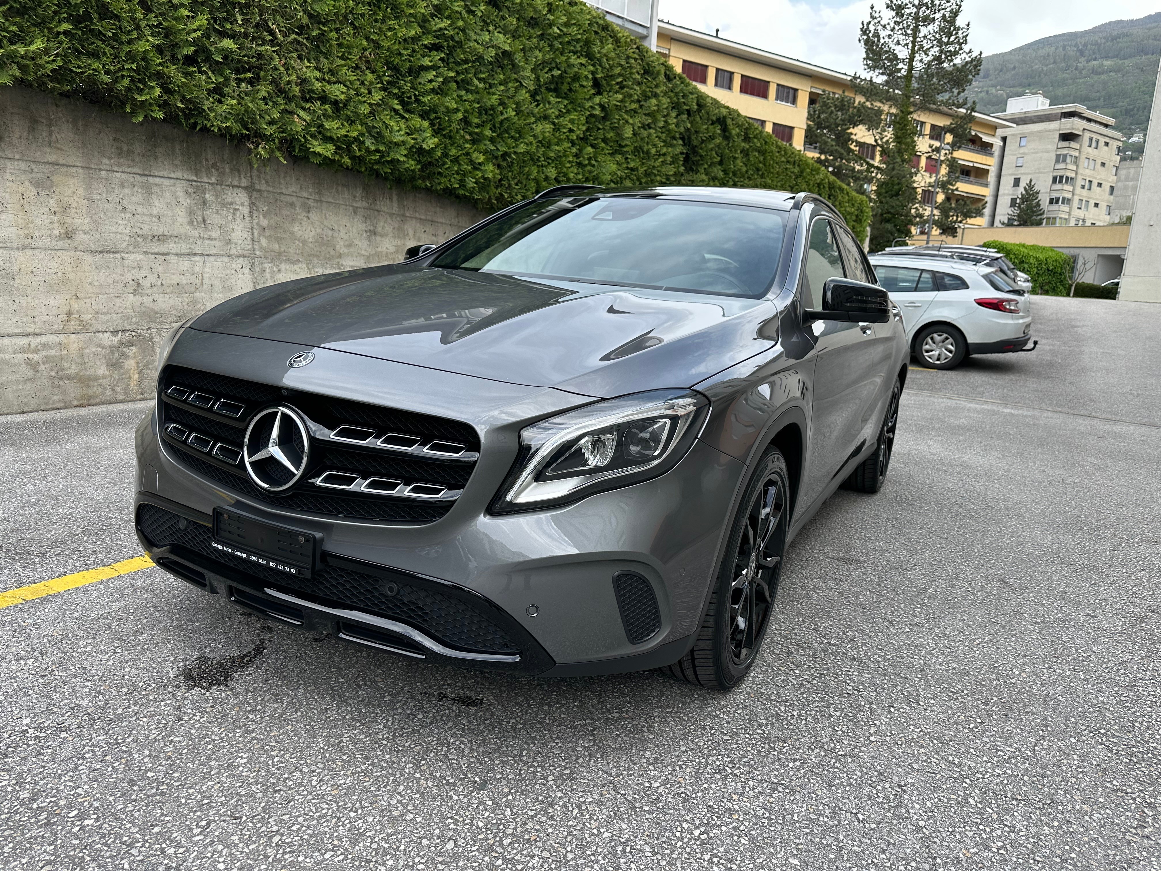 MERCEDES-BENZ GLA 220 Urban 4Matic 7G-DCT