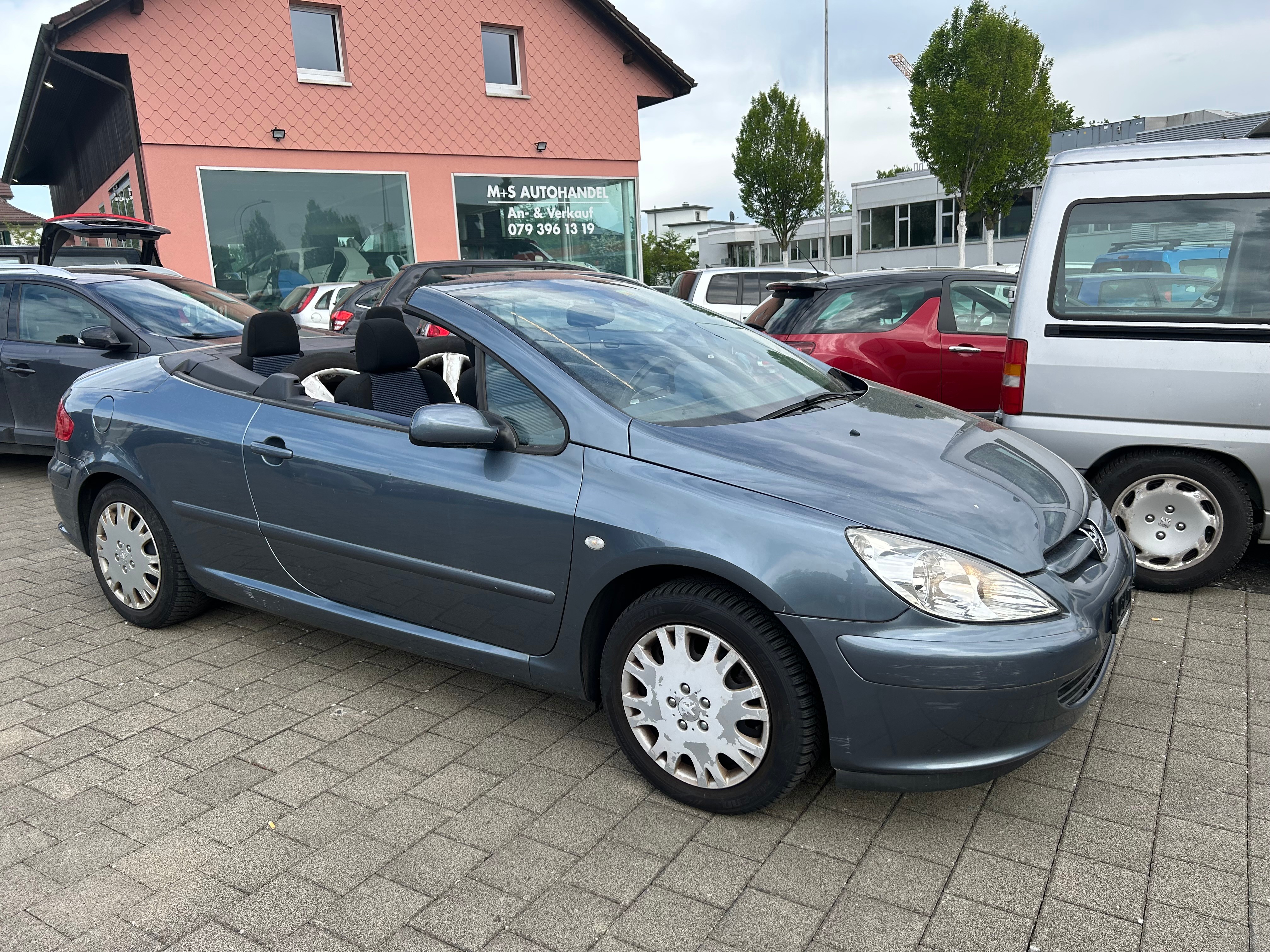 PEUGEOT 307