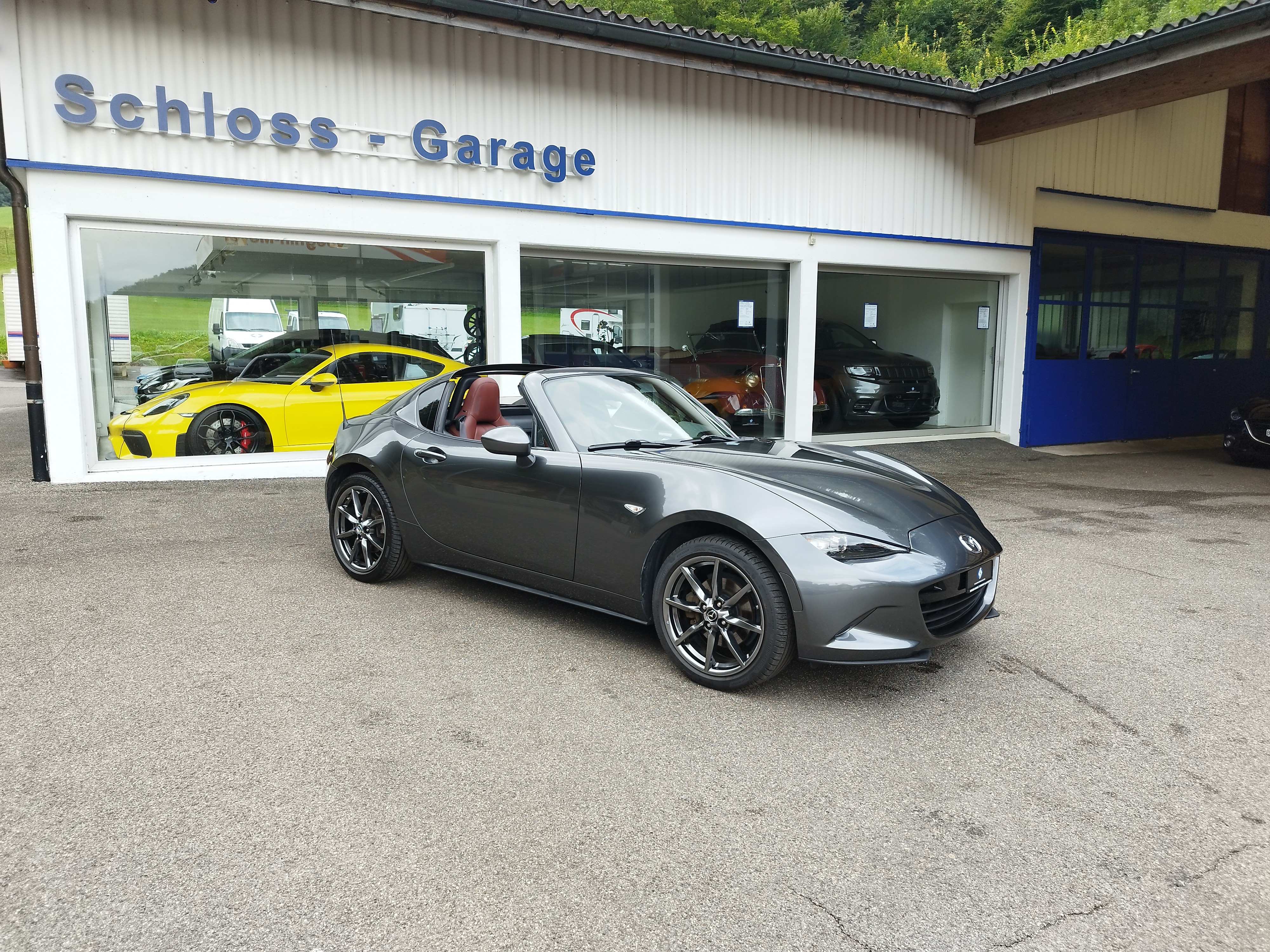 MAZDA MX-5 RF SKYACTIV-G 184 Revolution