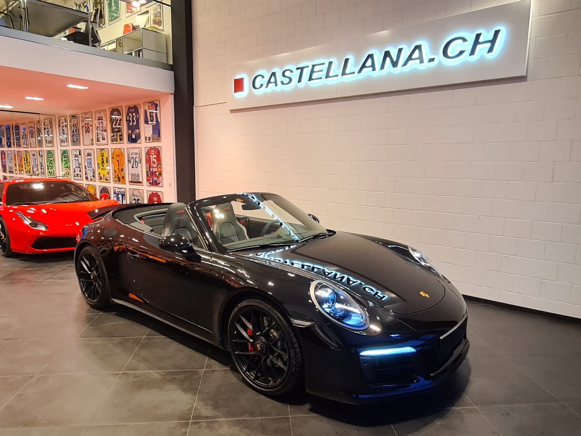 PORSCHE 911 Carrera 4 GTS PDK