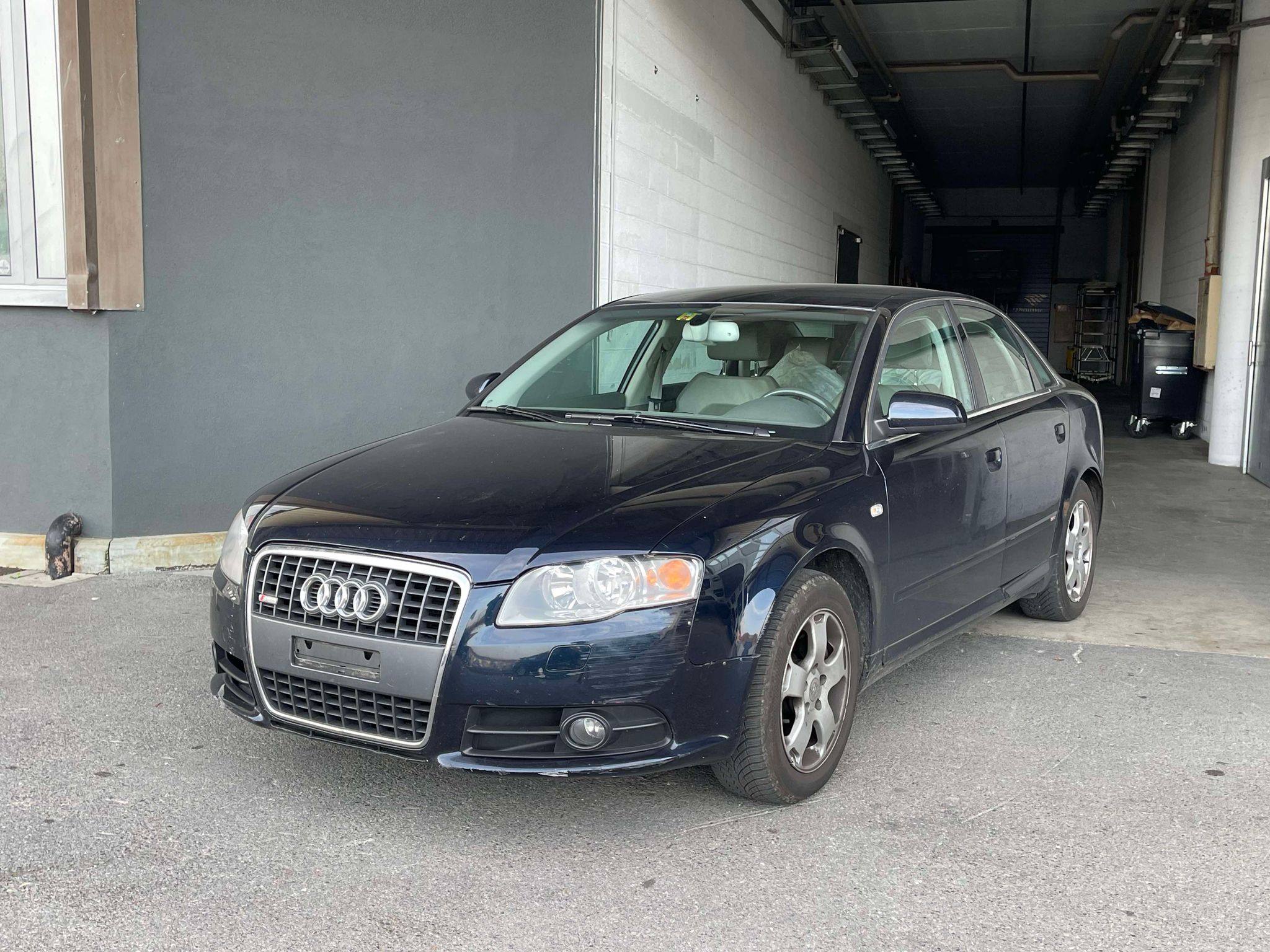 AUDI A4 2.0 Turbo FSI quattro