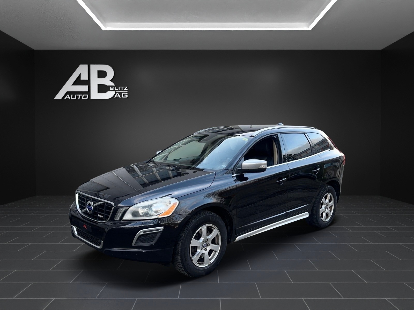 VOLVO XC60 D3 AWD R-Design Geartronic