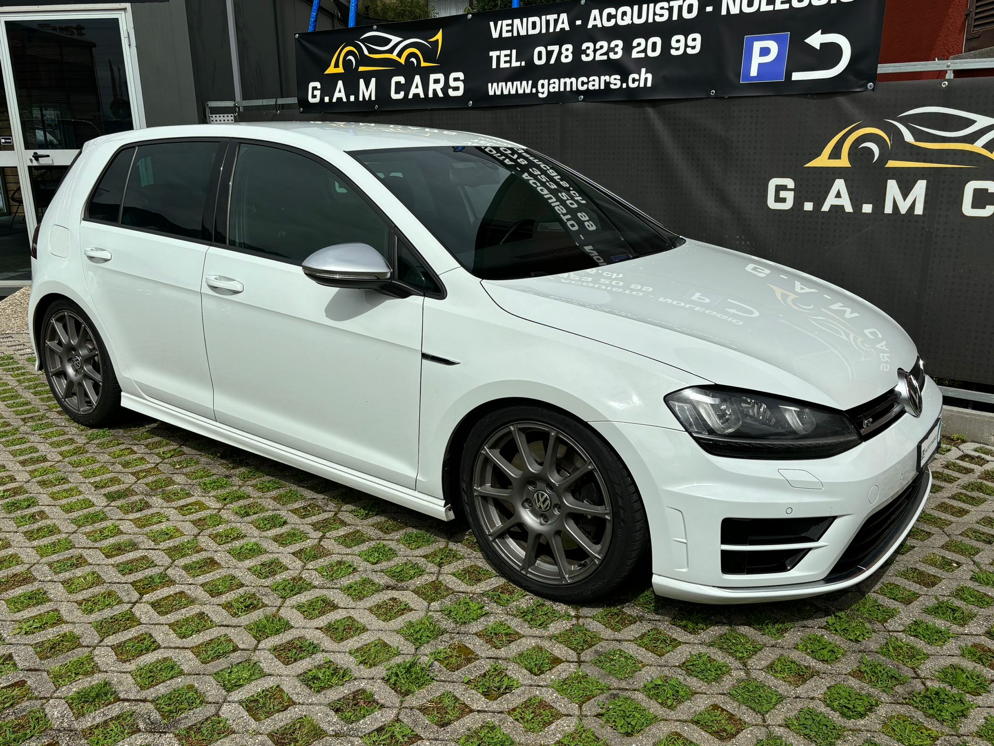 VW Golf 2.0 TSI R 4Motion DSG