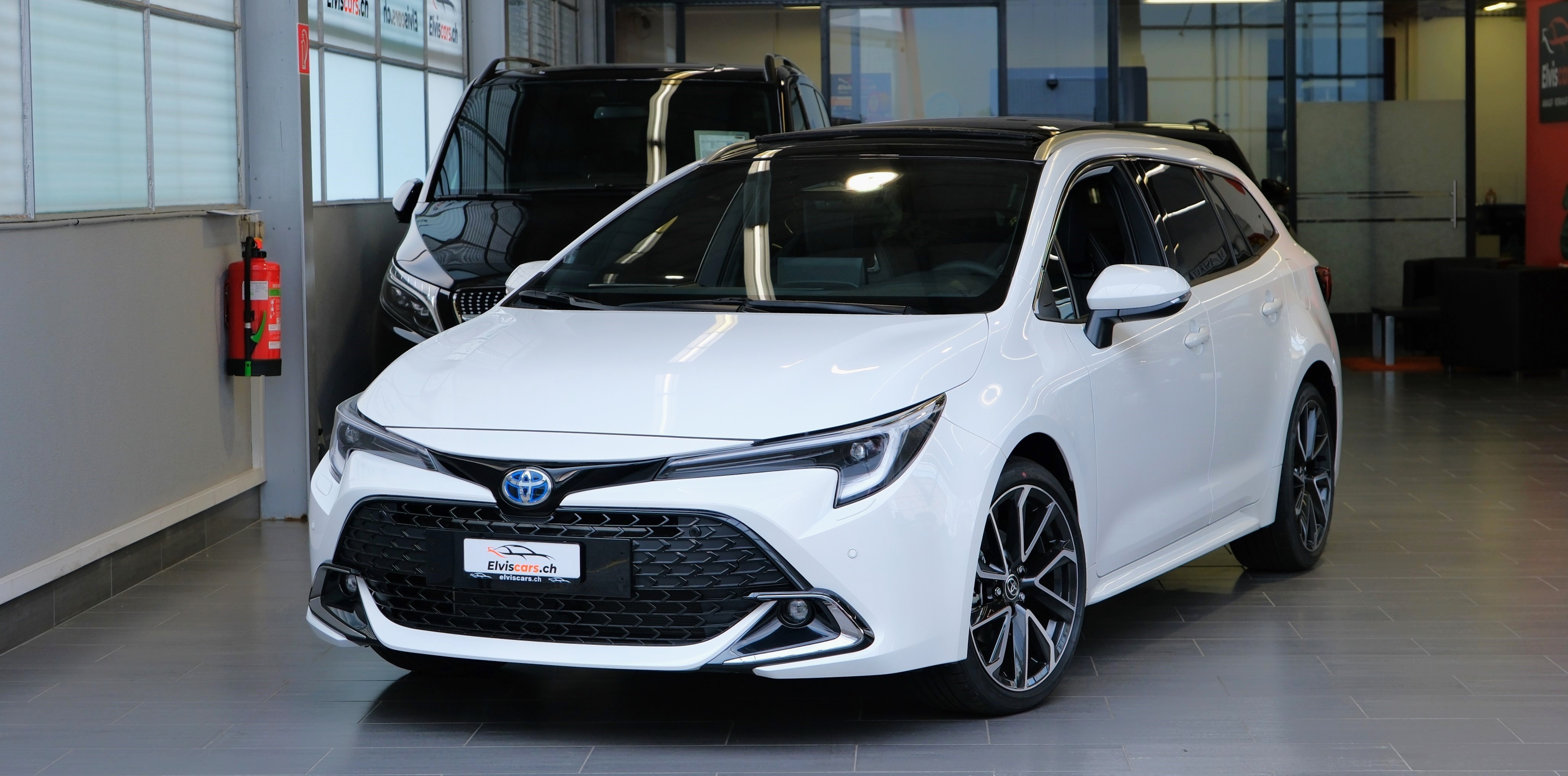 TOYOTA Corolla Touring Sports 1.8 HSD Premium e-CVT