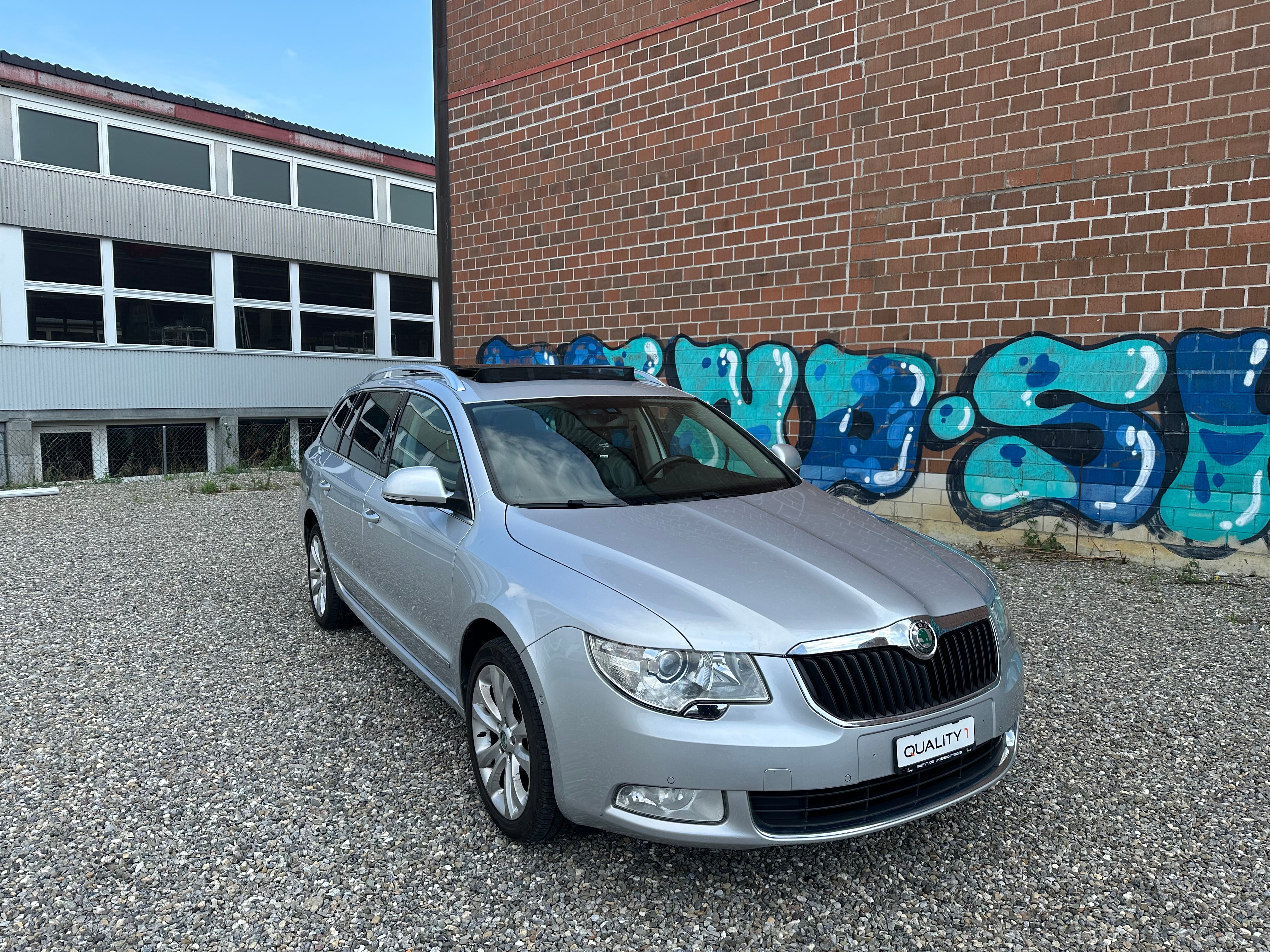 SKODA Superb Combi 1.8 TSI Elegance DSG