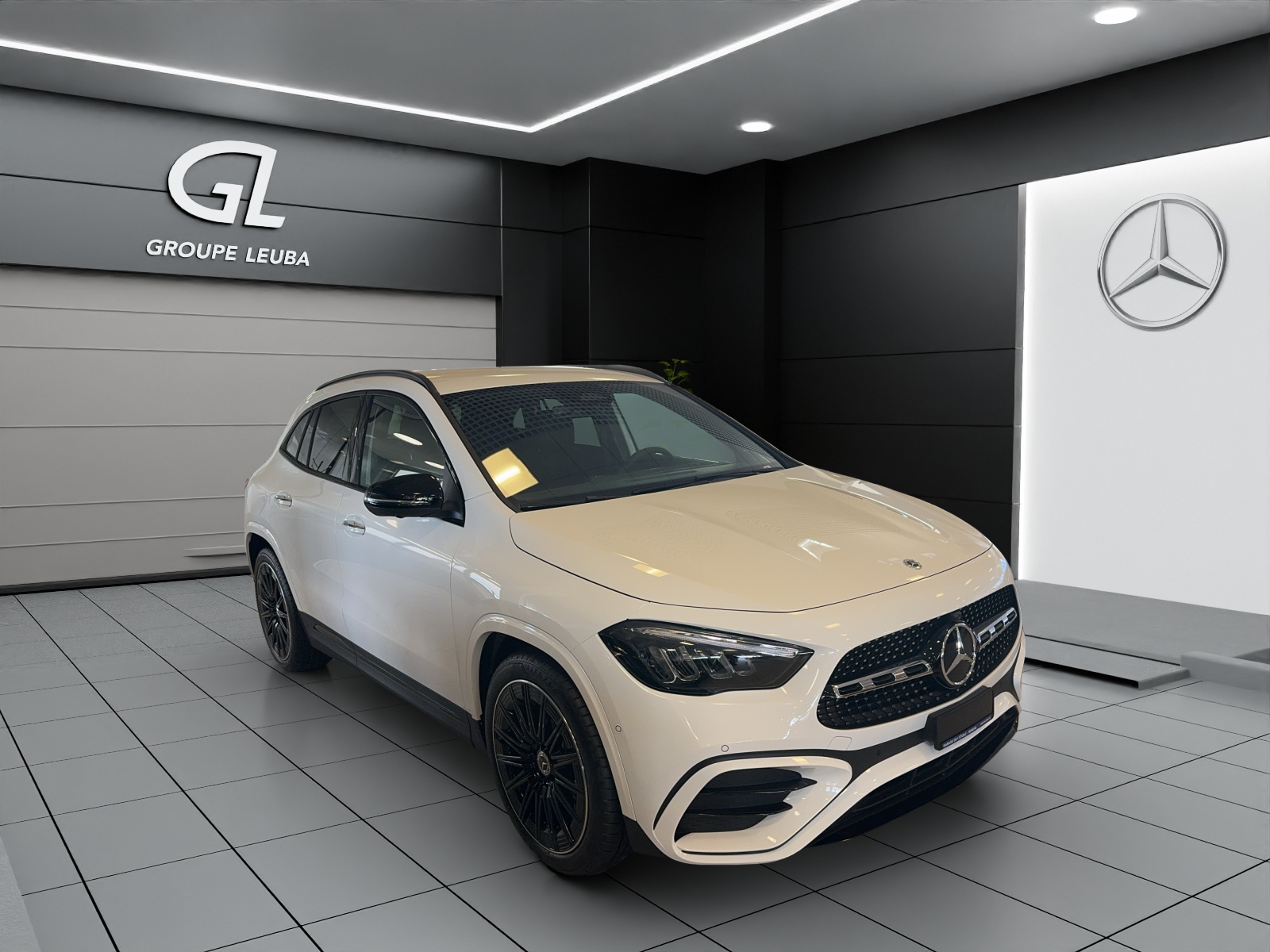 MERCEDES-BENZ GLA 220d 4Matic 8G-DCT