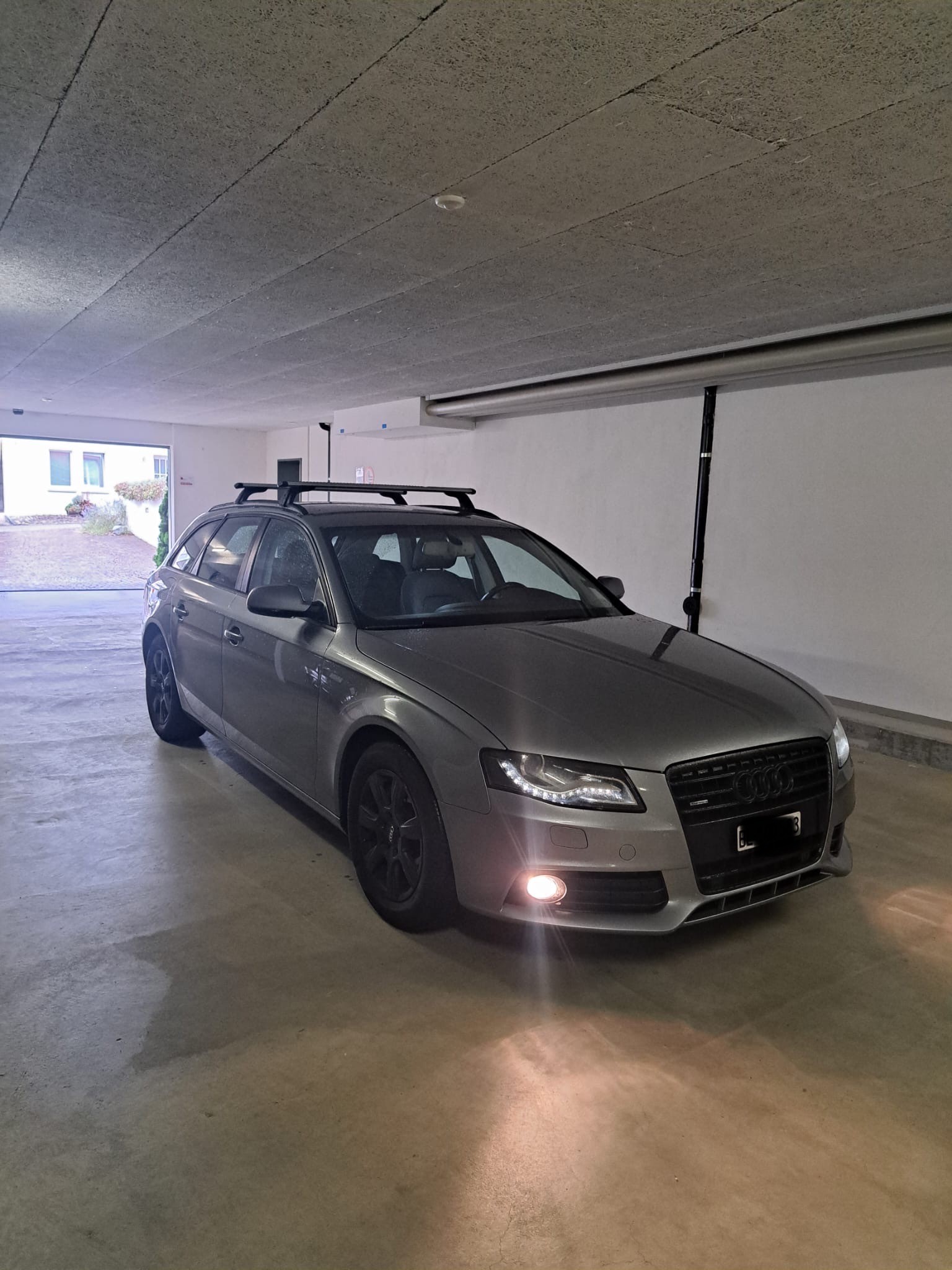 AUDI A4 Avant 3.2 FSI quattro tiptronic